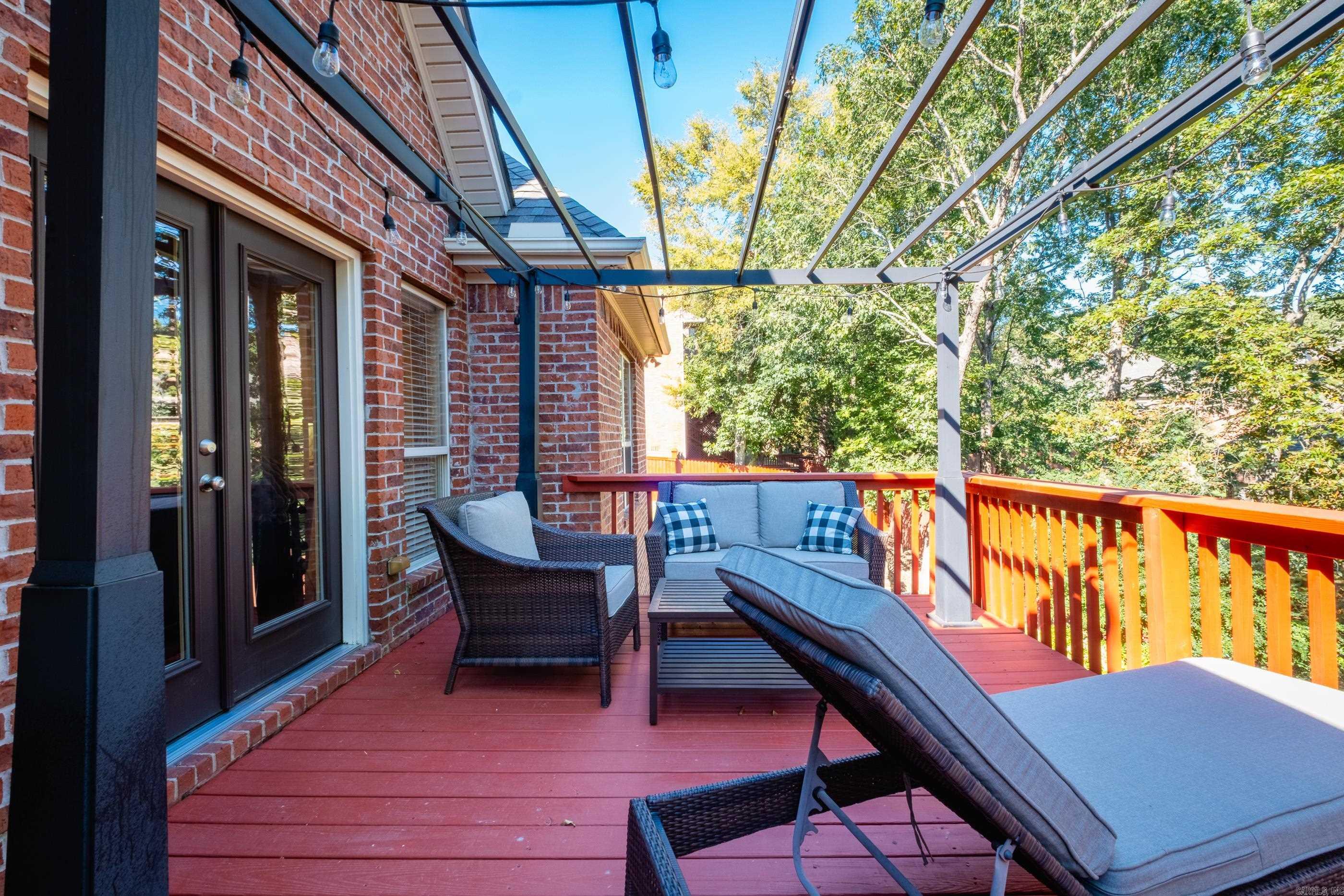 CHENAL VALLEY MARGEUAX - Residential