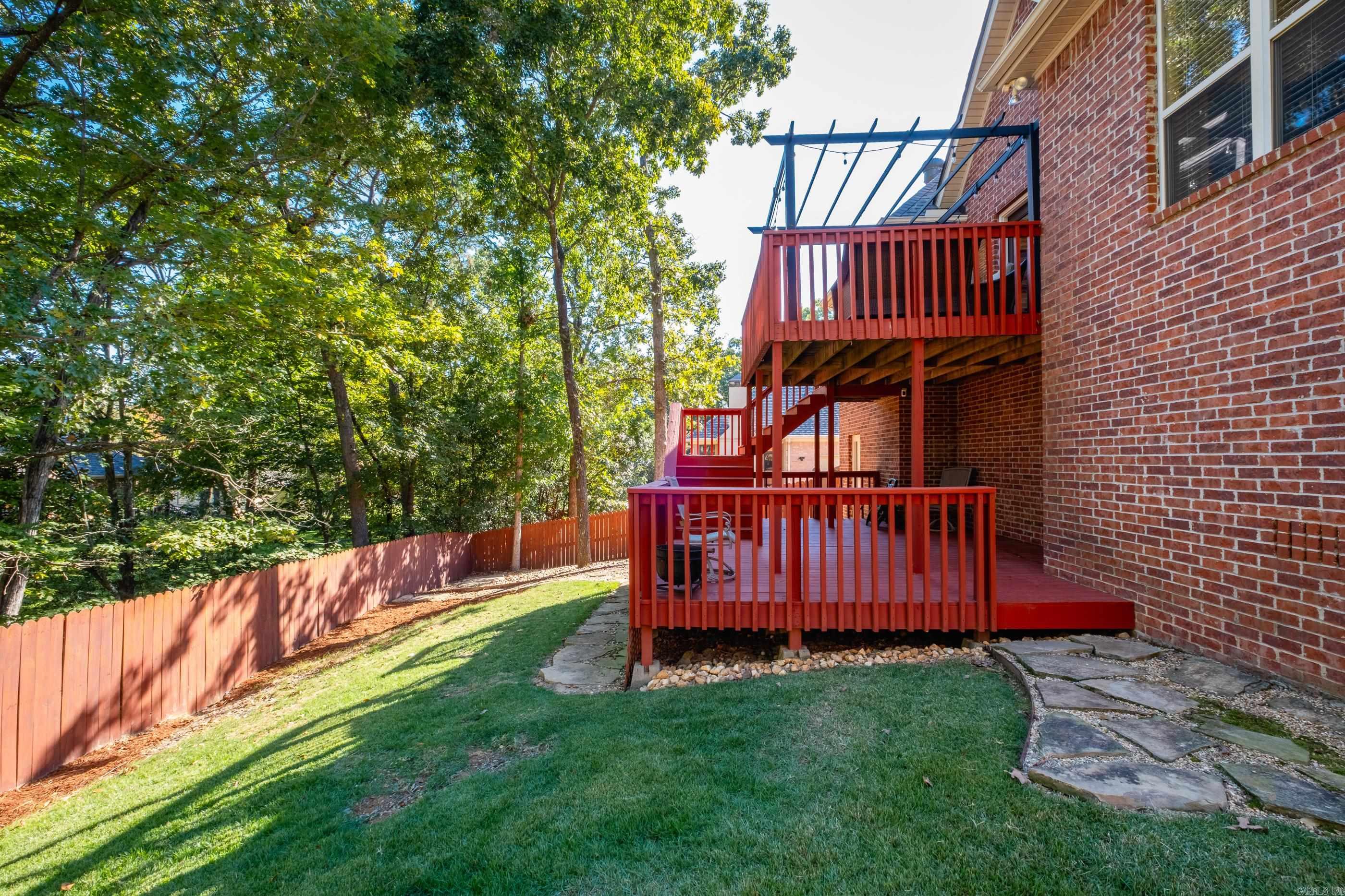 CHENAL VALLEY MARGEUAX - Residential