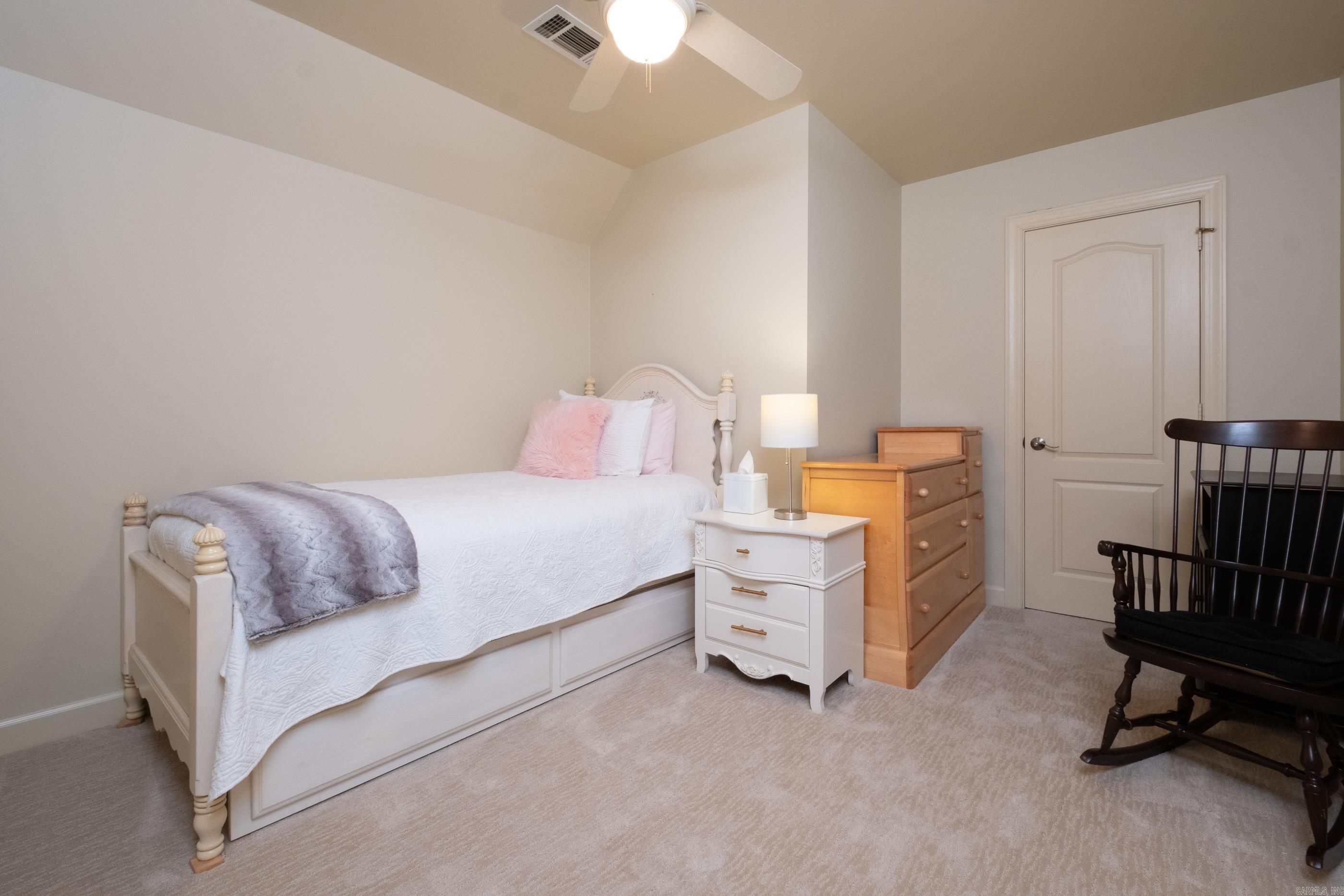 CHENAL VALLEY MARGEUAX - Residential