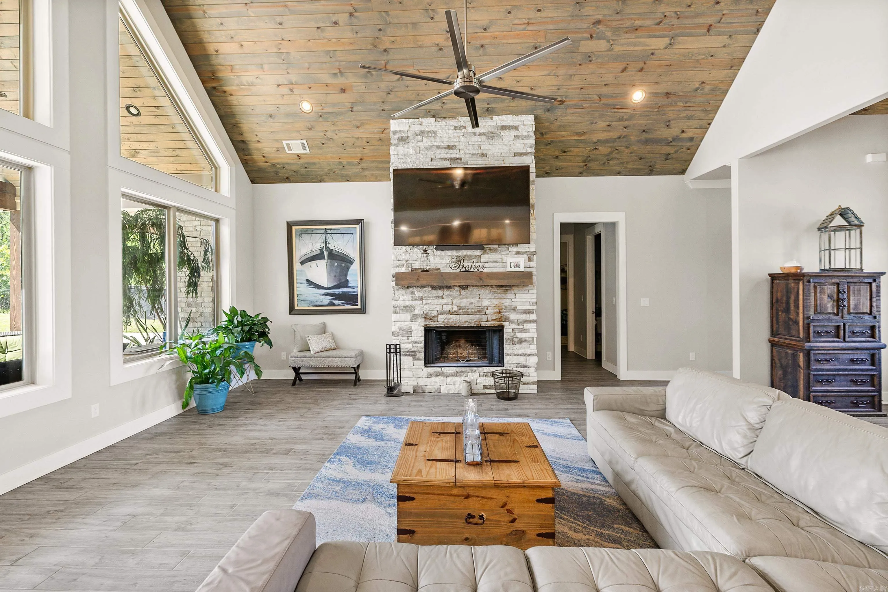 Alexander, Arkansas 72002, United States, 5 Bedrooms Bedrooms, ,4 BathroomsBathrooms,Residential,Active,119338