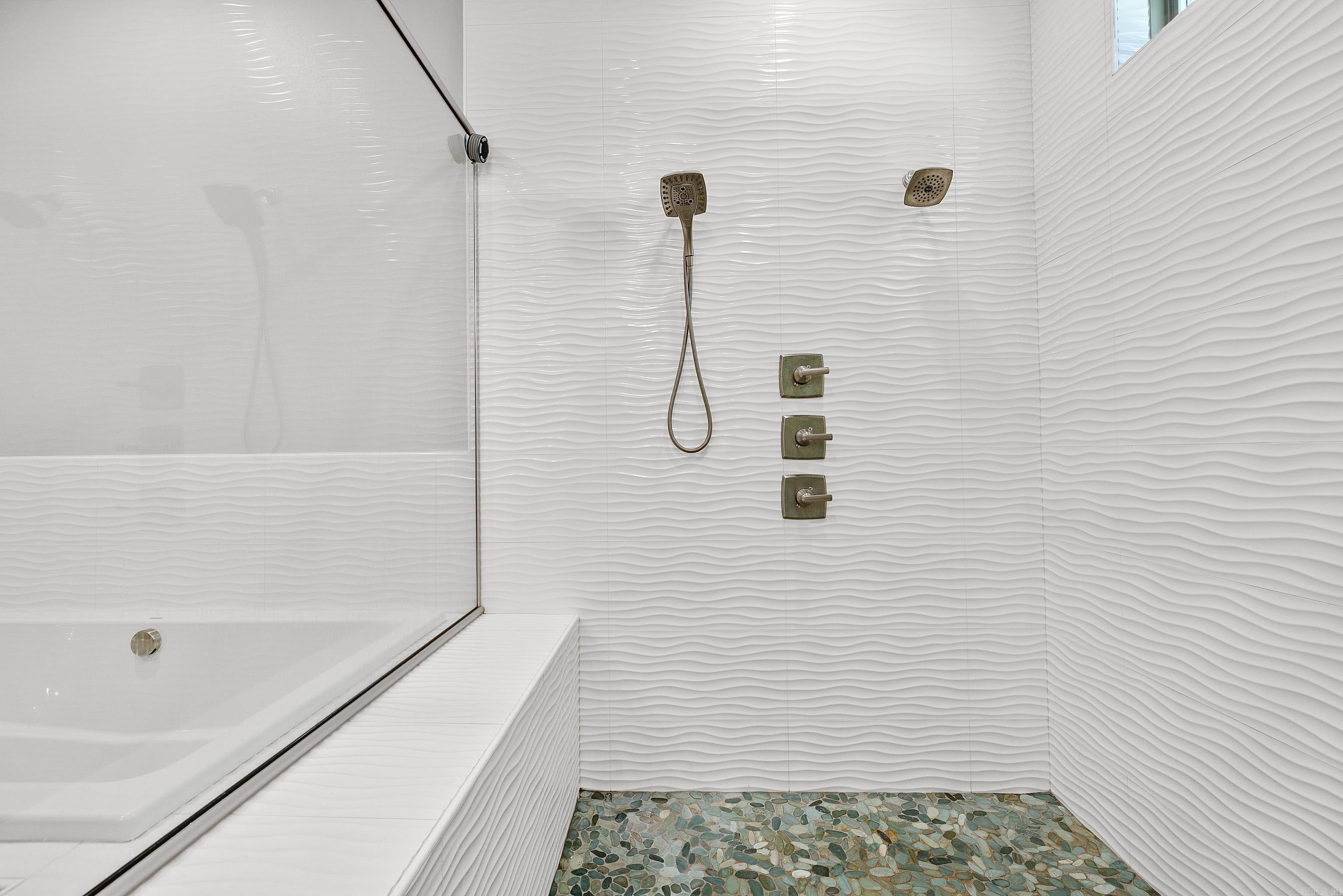 STONEHILL - Residential