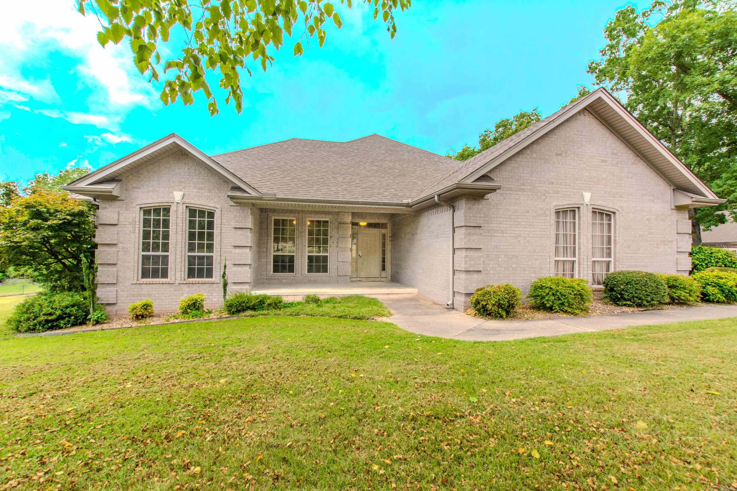 All Brick Home on Private Cul-de-sac. Situated at the end of a quiet cul-de-sac, this all brick home combines timeless style with thoughtful design. Inside, youāll find abundant crown molding throughout adding a touch of sophistication to every room. The open layout is highlighted by a see-through fireplace connecting the living area with the dining room/office, creating both warmth and versatility. Not a cookie cutter design with real breathing room. Nestled on a spacious lot in a well kept neighborhood , with pride of ownership in all the neighborhood. This home offers a peaceful country feel while remaining close to town shopping, school and churches. A rare find with quality craftmanship and exceptional curb appeal .