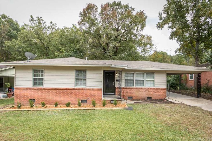 Very nice 3 Bd /1.5 Bath in Little Rock . Recently updated !