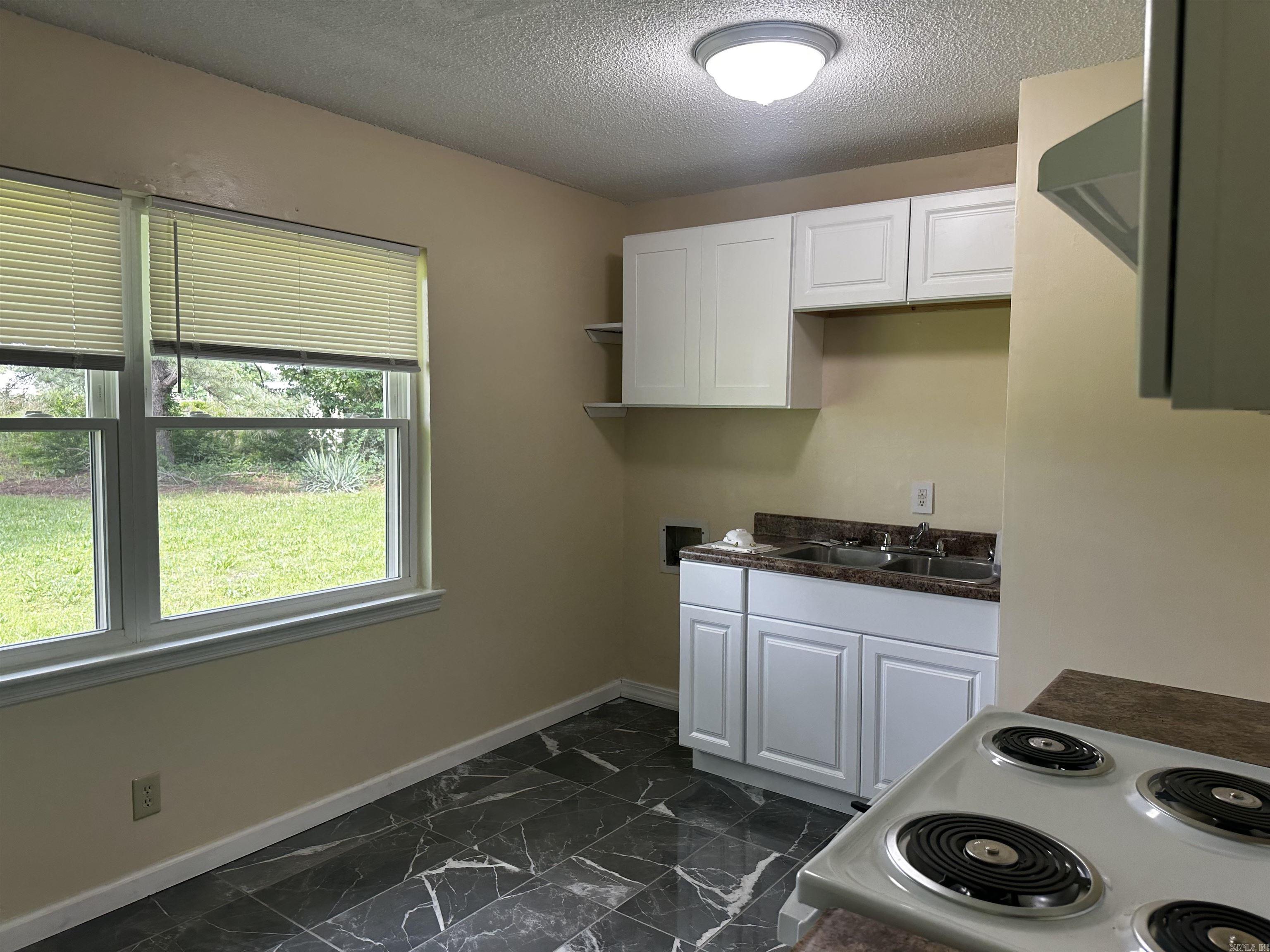 FAIRVIEW ACRES - Residential
