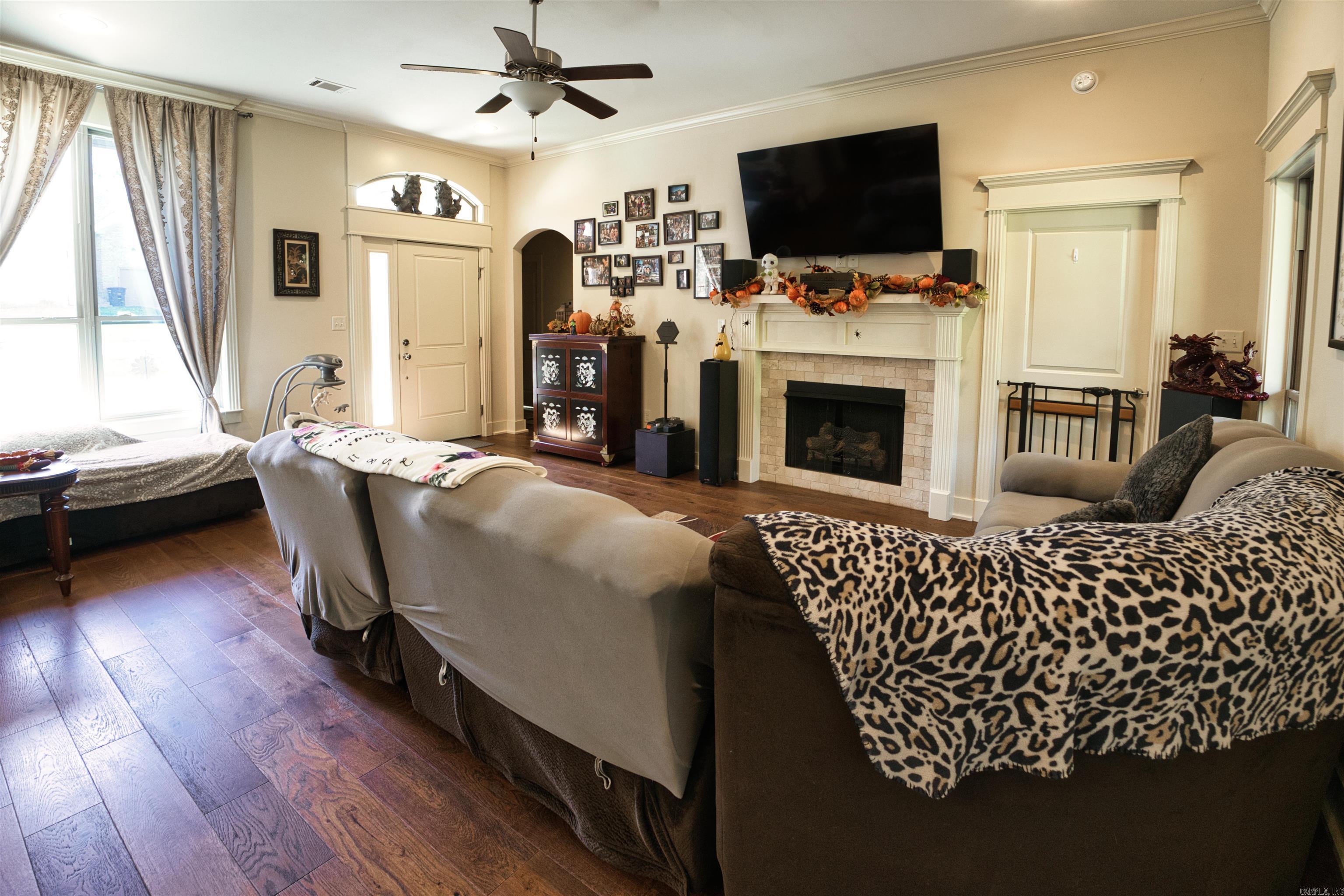 BASE MEADOWS ADDN - Residential