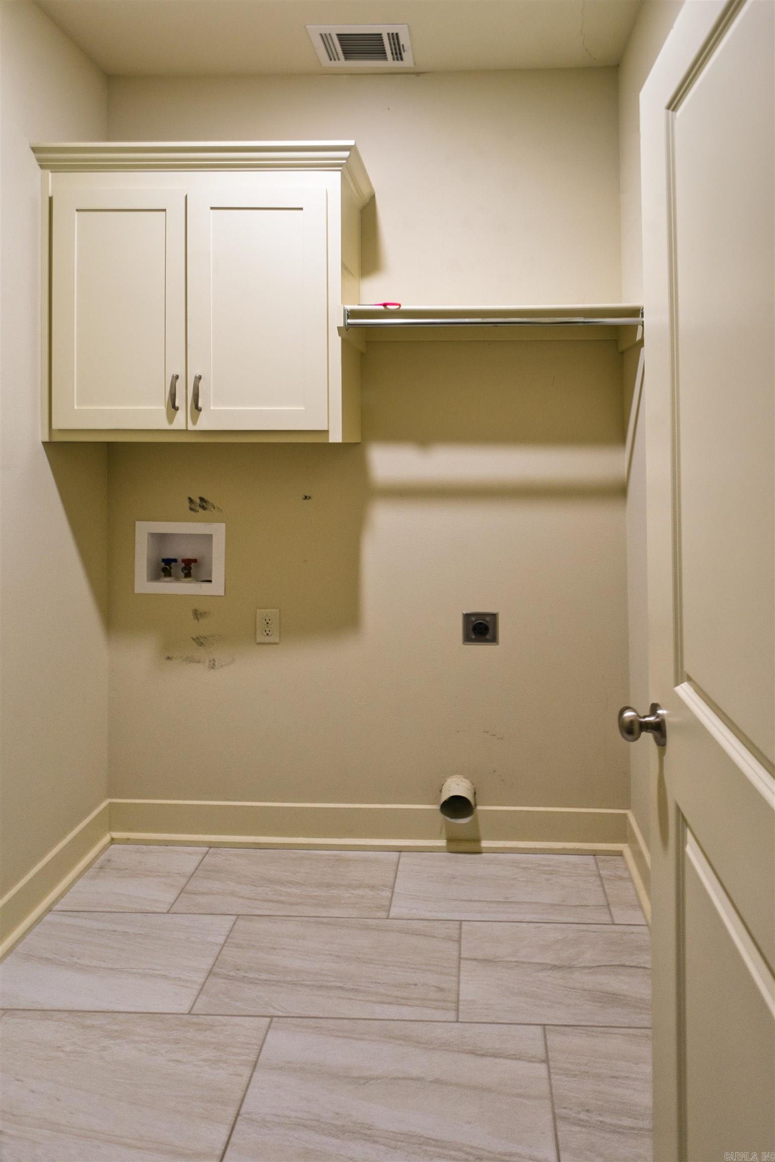 BASE MEADOWS ADDN - Residential