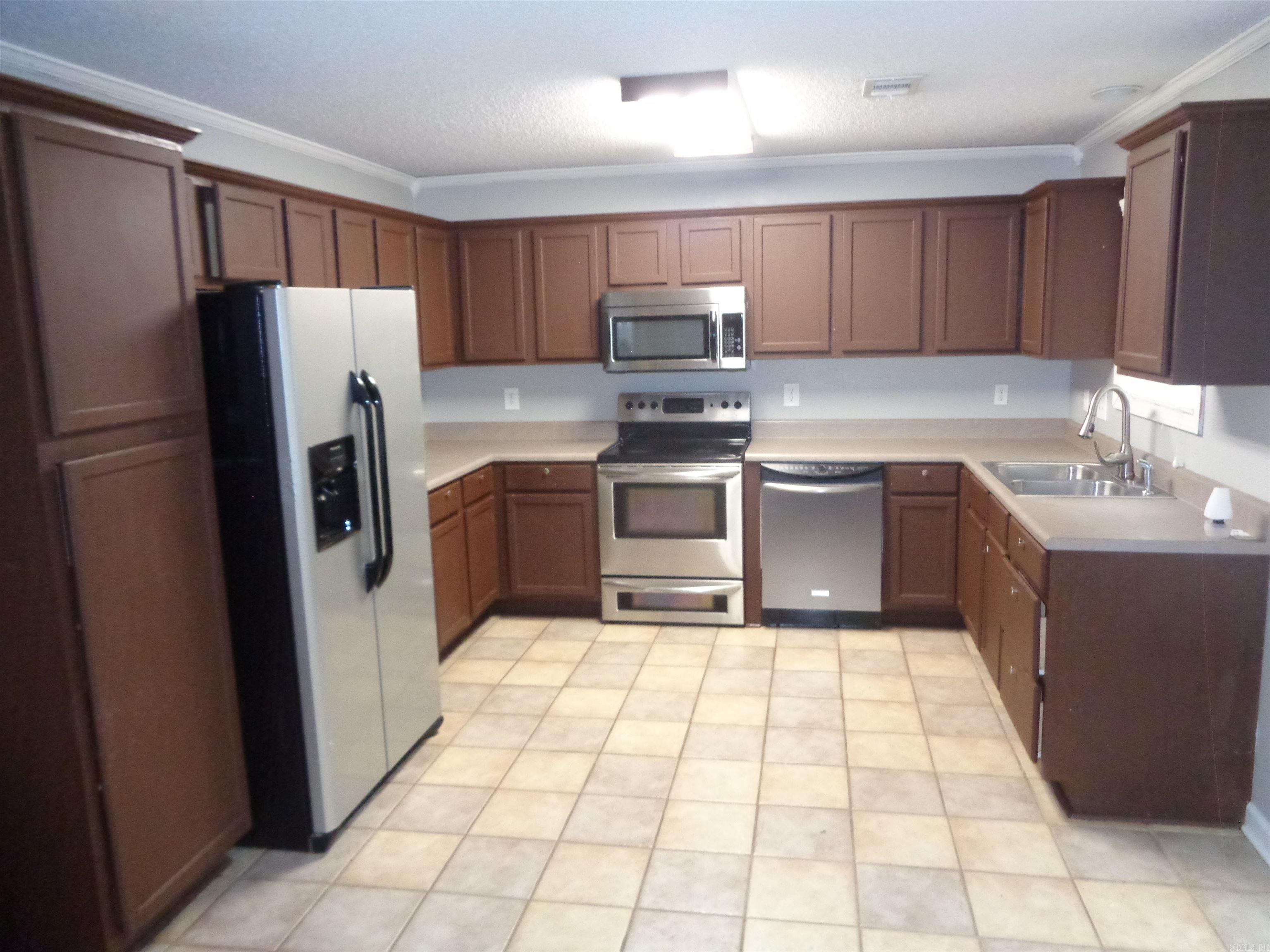 STONE LINKS ADDN - Residential