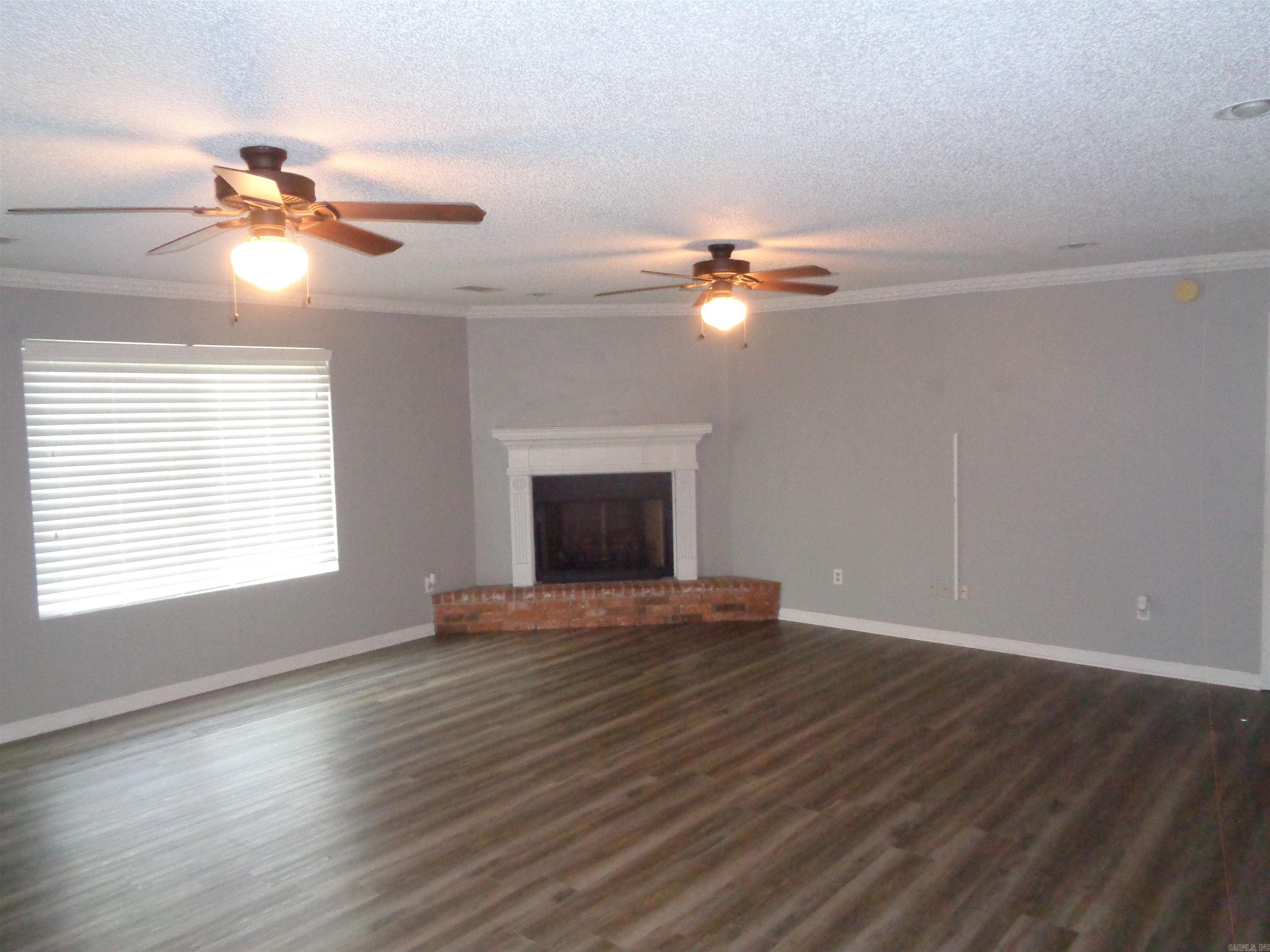 STONE LINKS ADDN - Residential