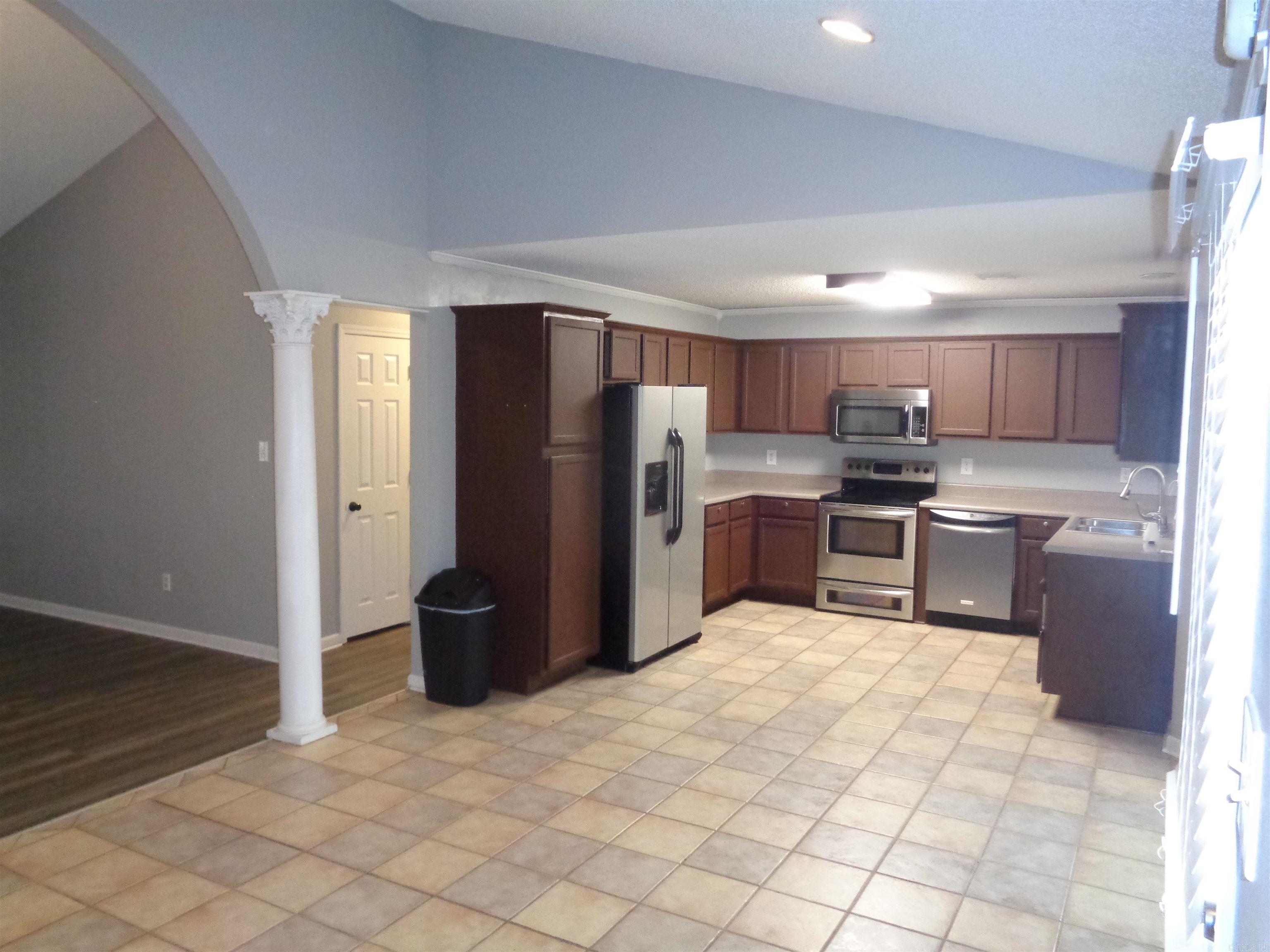 STONE LINKS ADDN - Residential