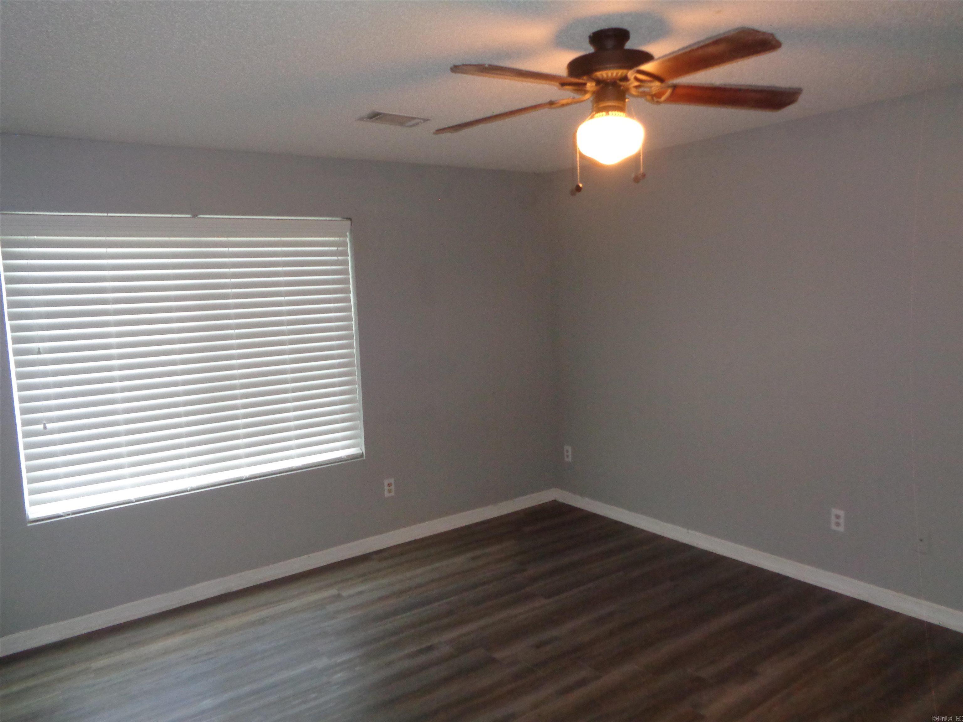 STONE LINKS ADDN - Residential