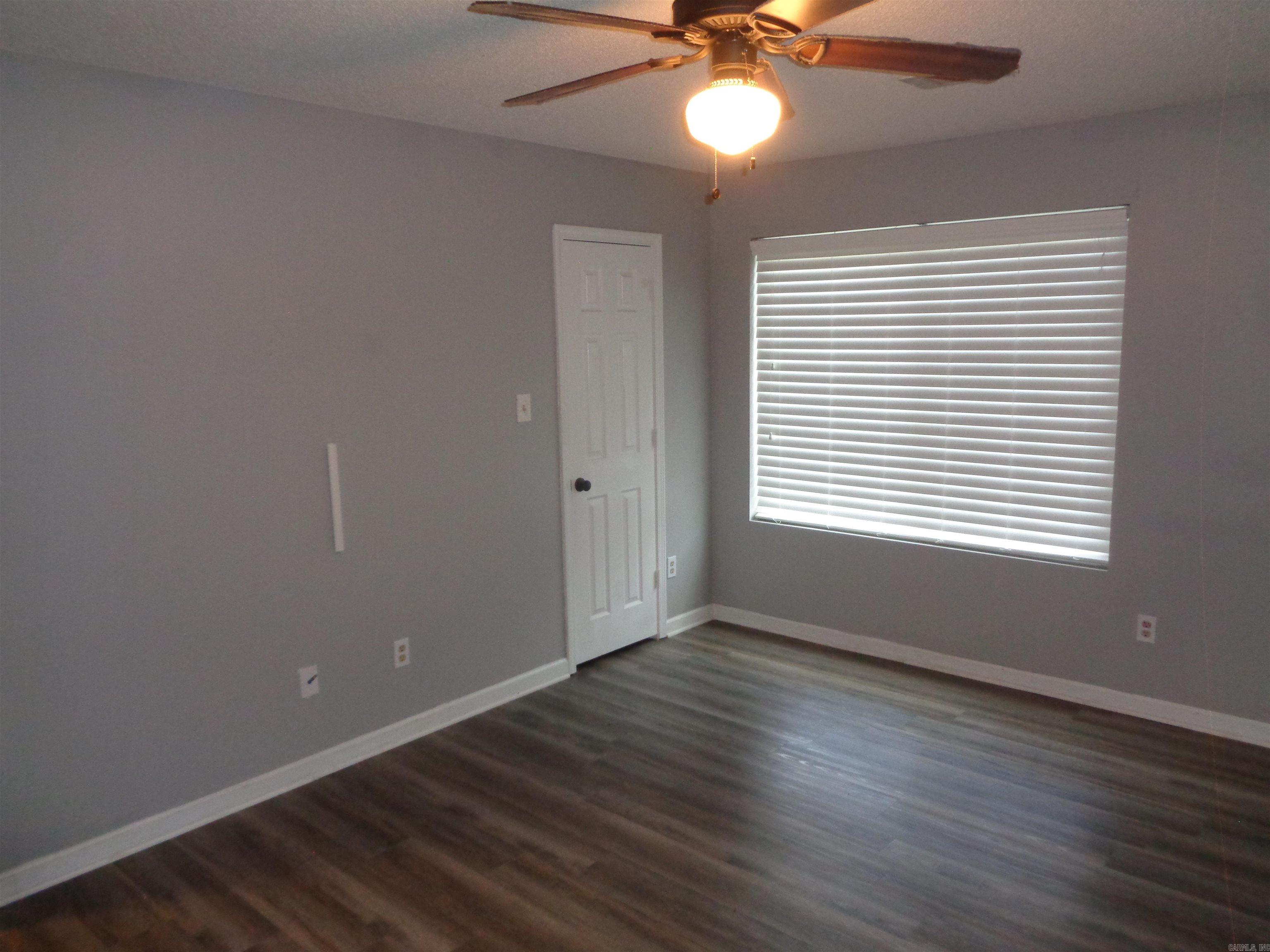 STONE LINKS ADDN - Residential