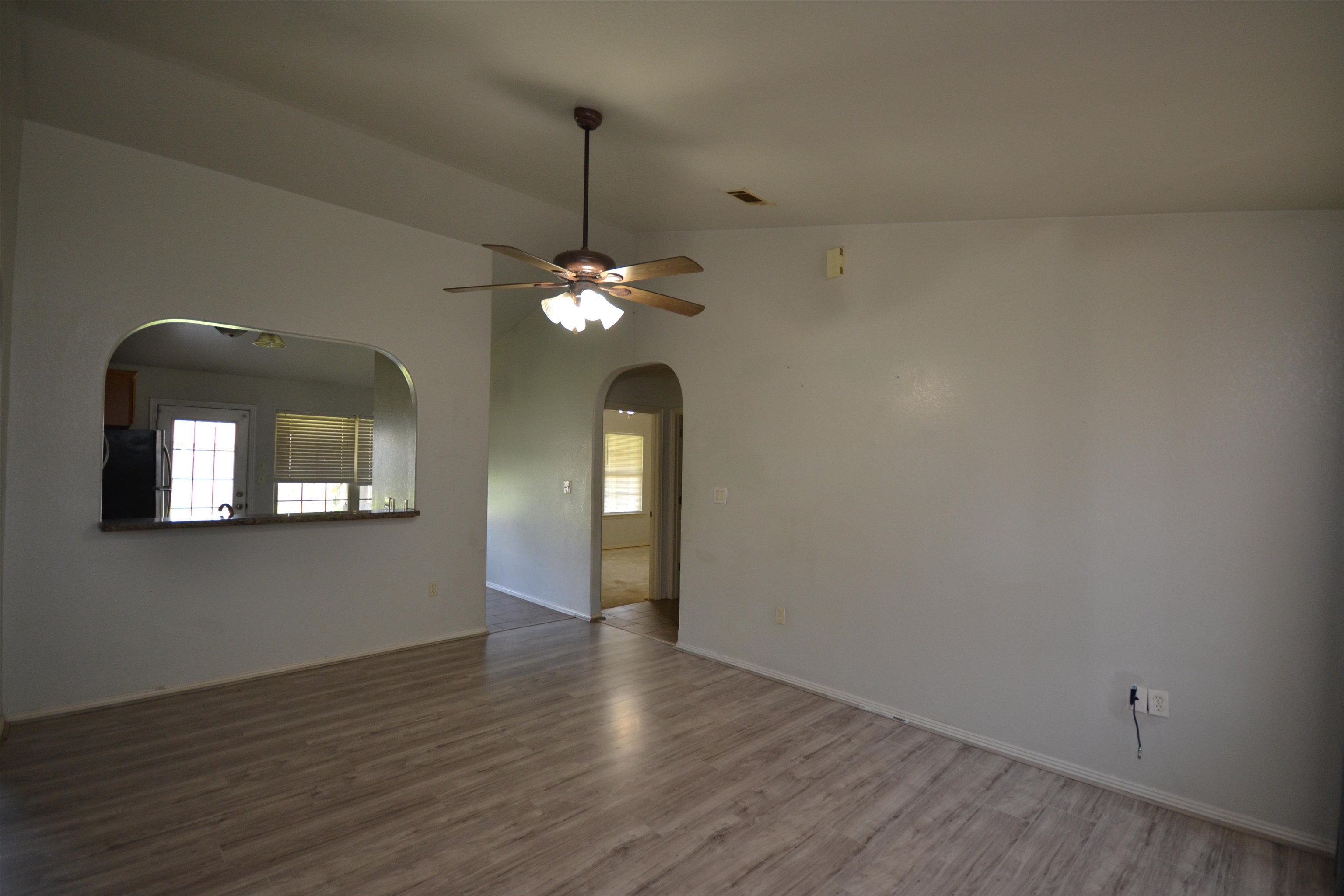 Photo 4 of 18 of 22 Bartlett Lane house