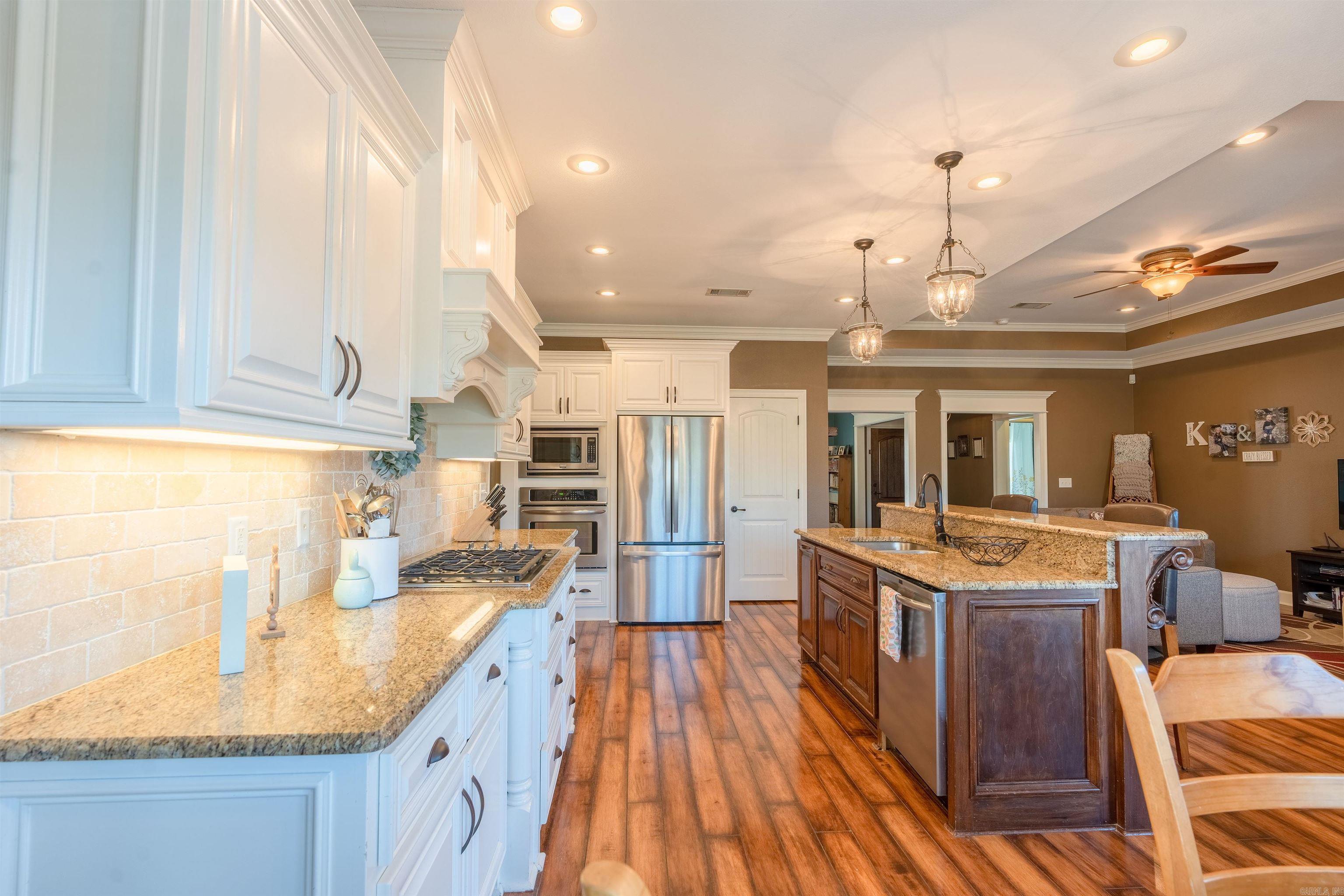 SADDLEBROOK EST - Residential