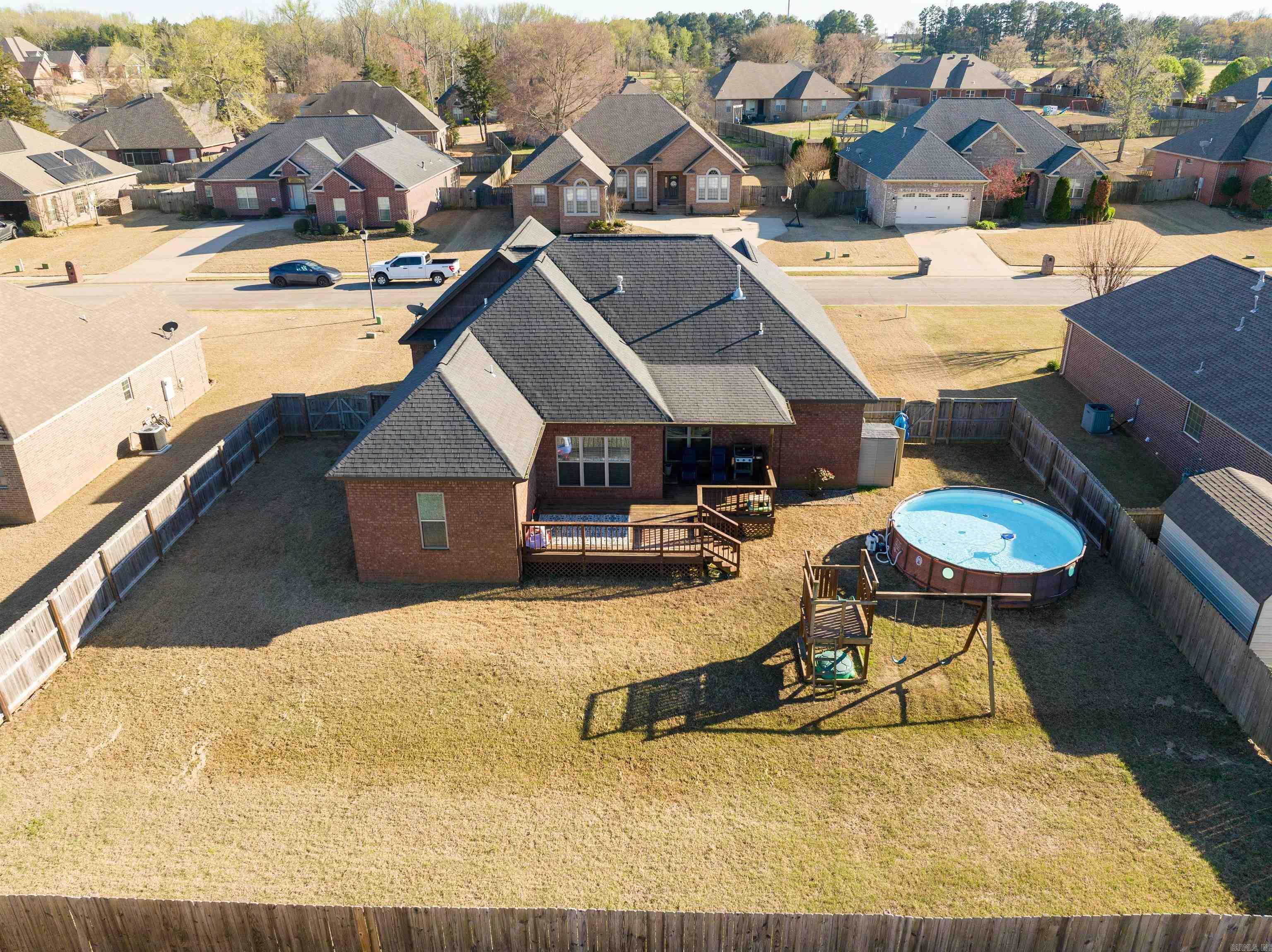 SADDLEBROOK EST - Residential