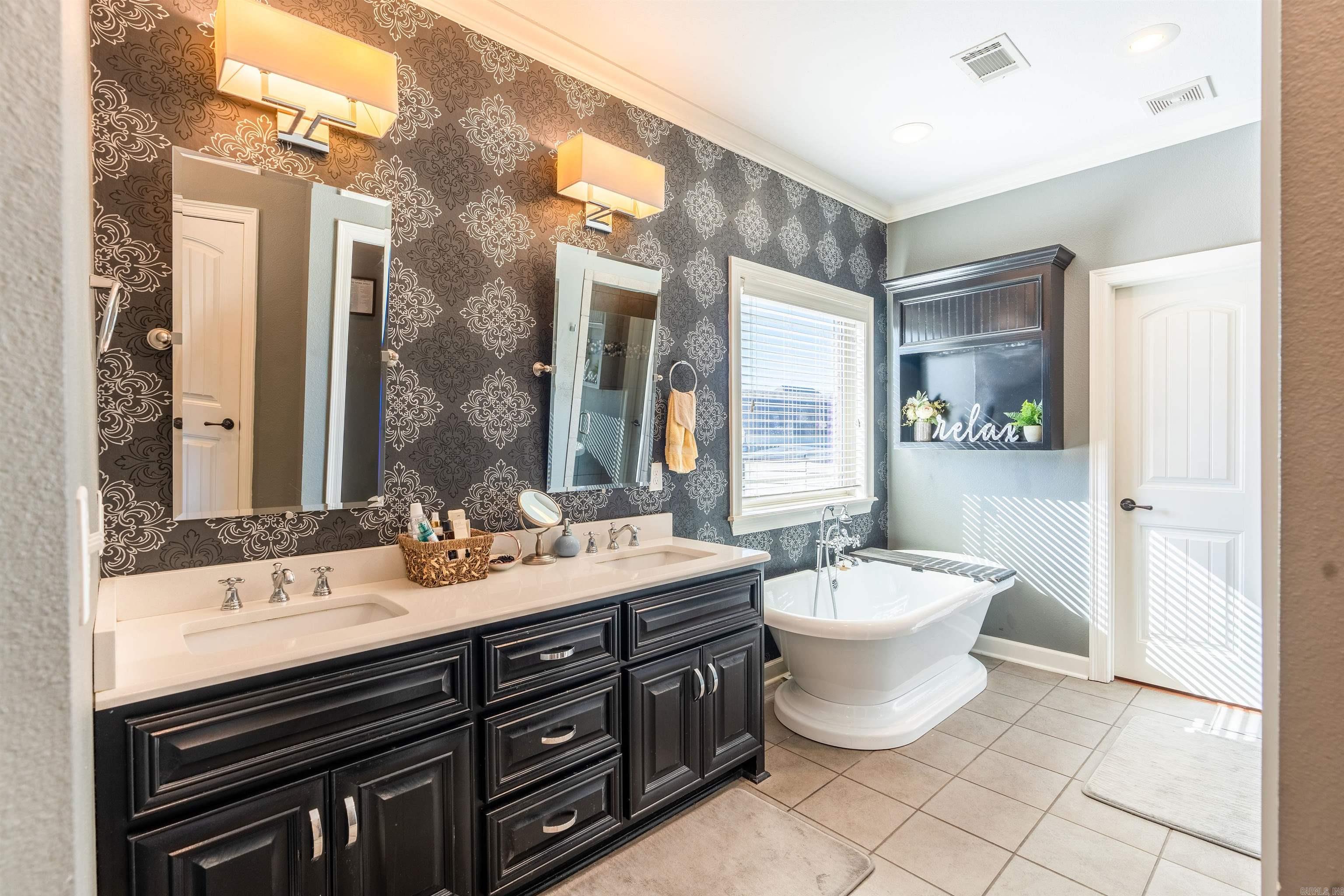 SADDLEBROOK EST - Residential