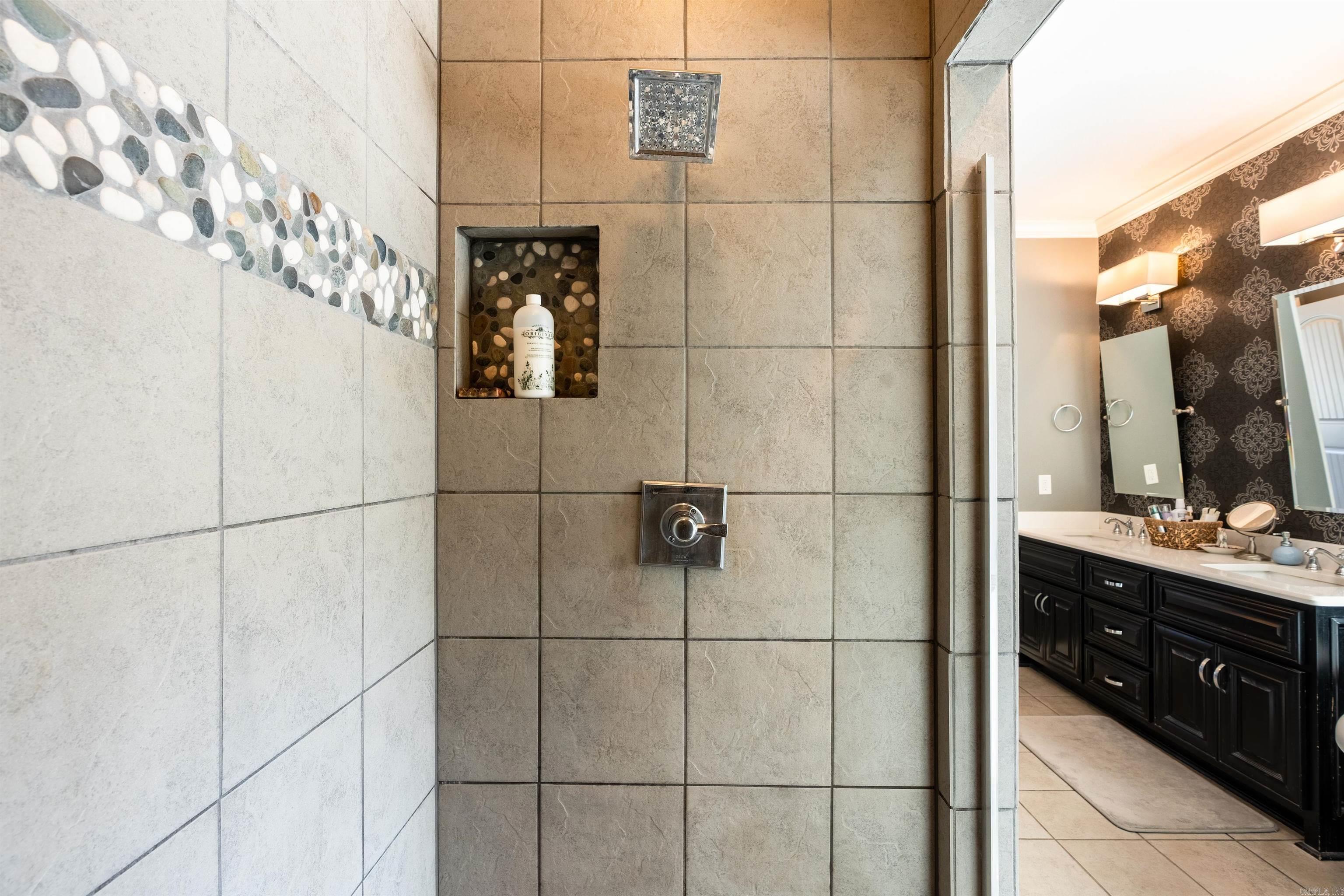 SADDLEBROOK EST - Residential