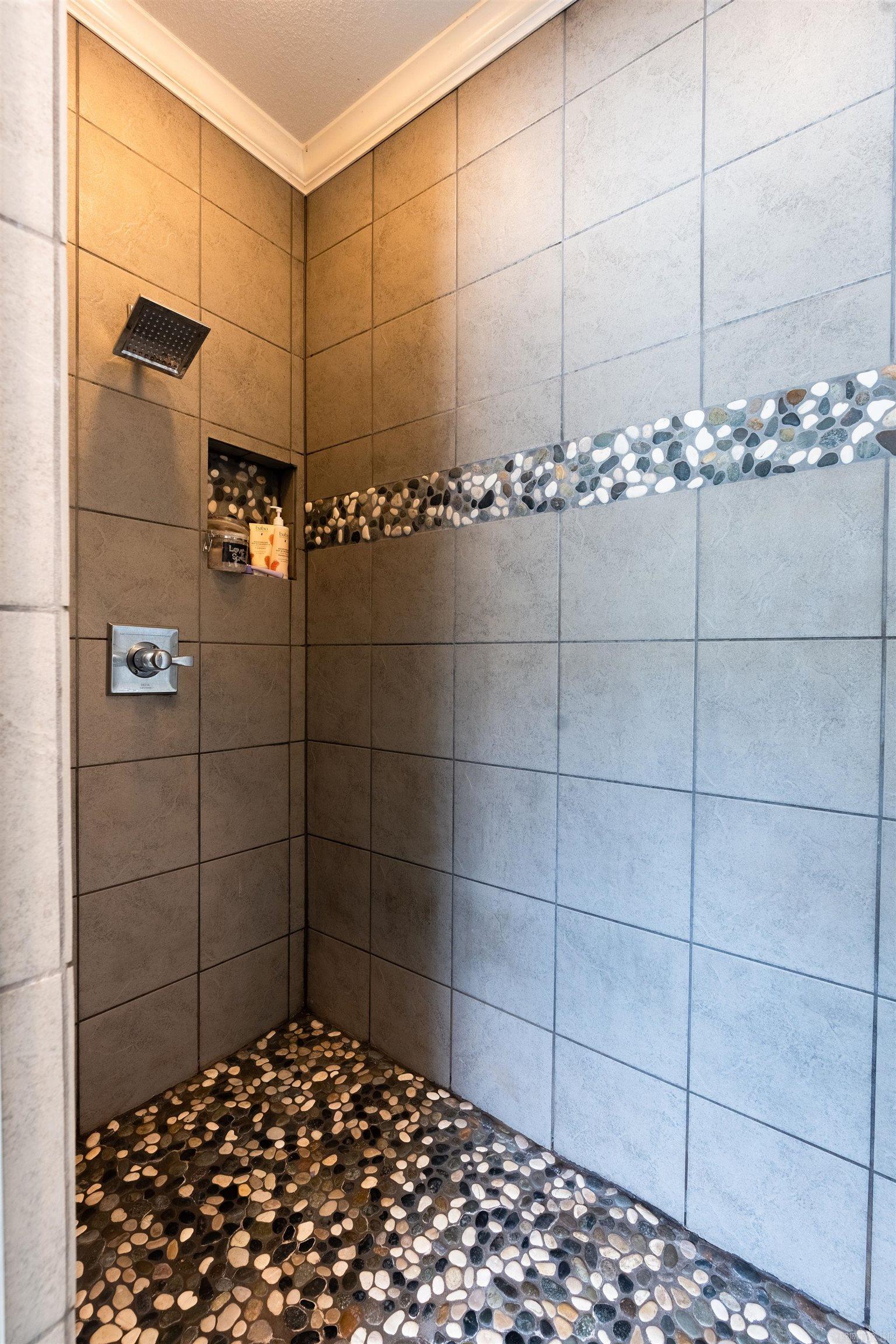 SADDLEBROOK EST - Residential