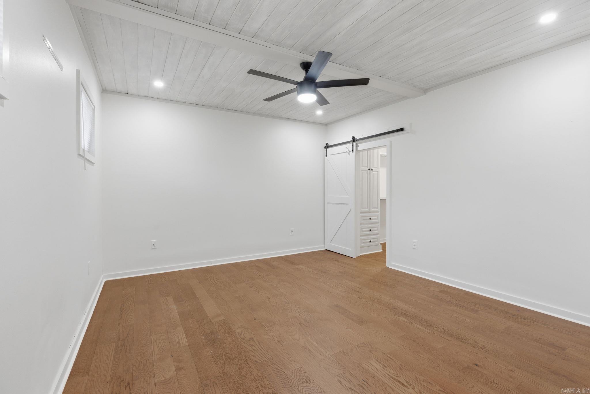 KINGWOOD PLACE - Residential