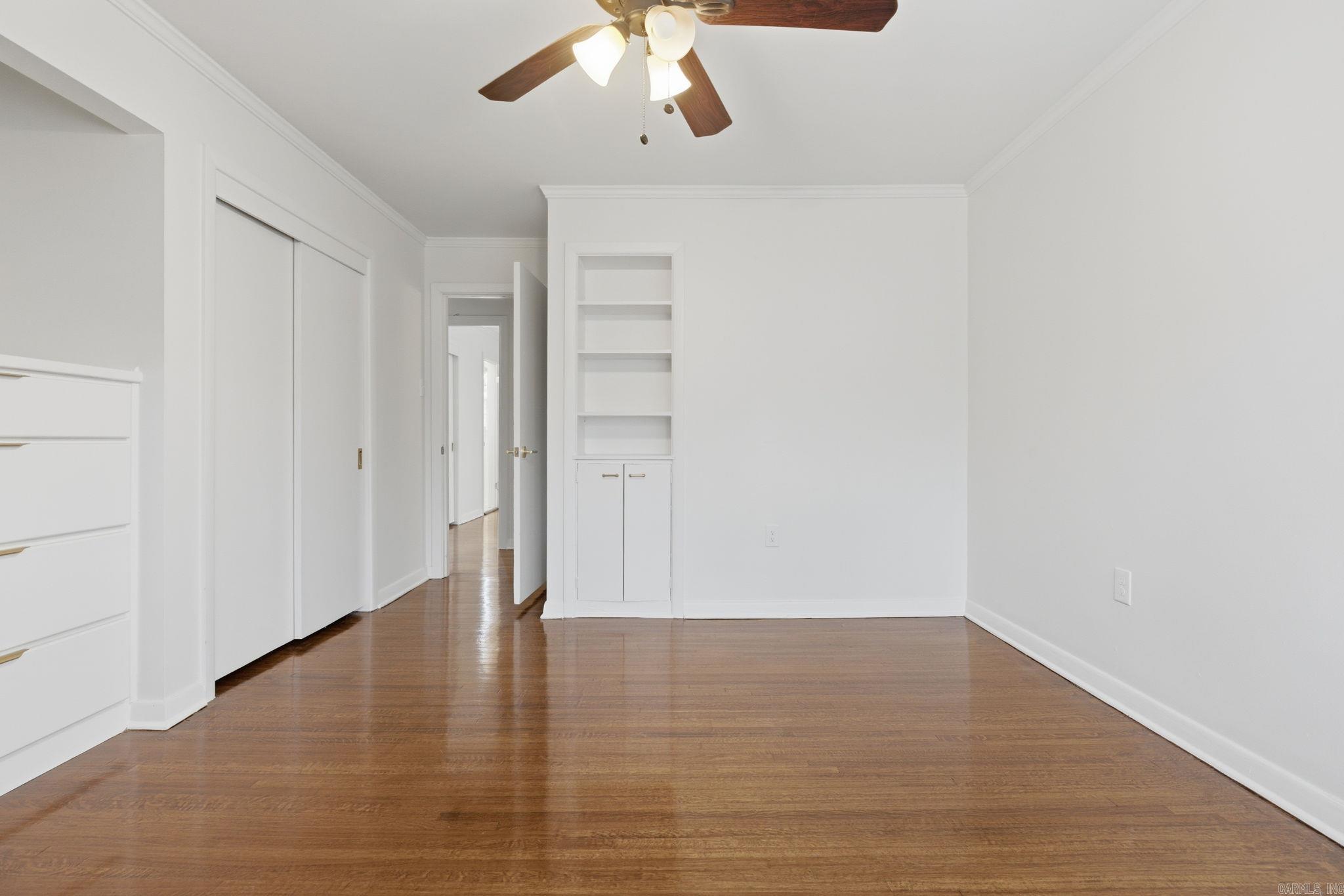 KINGWOOD PLACE - Residential