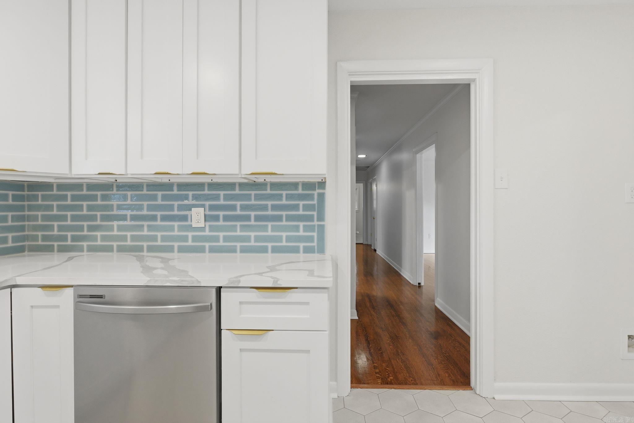 KINGWOOD PLACE - Residential