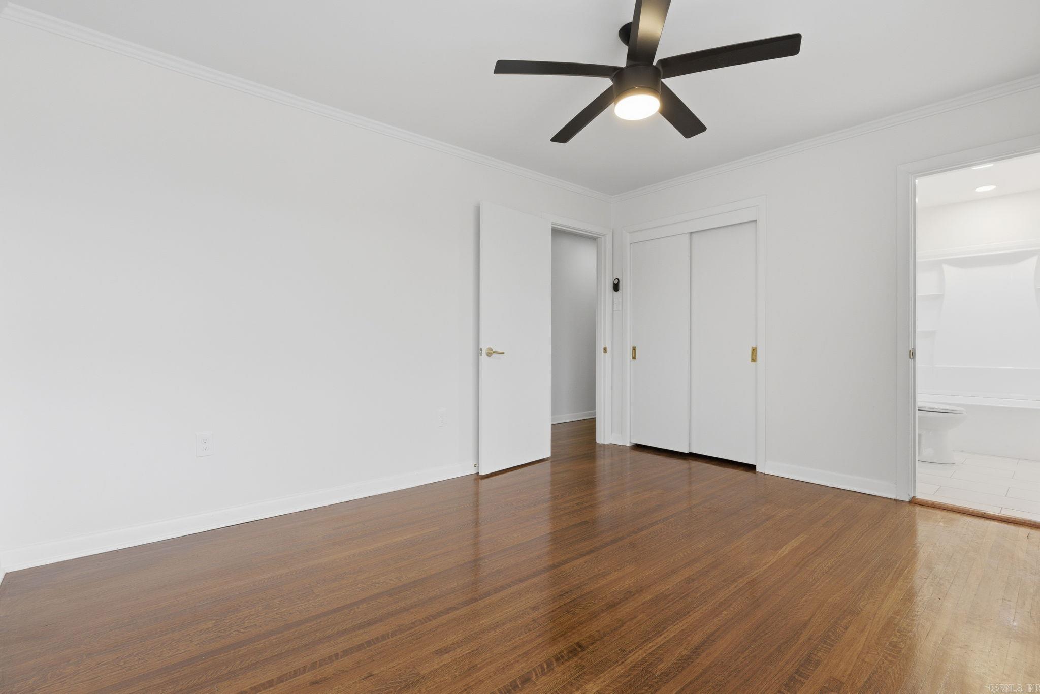 KINGWOOD PLACE - Residential