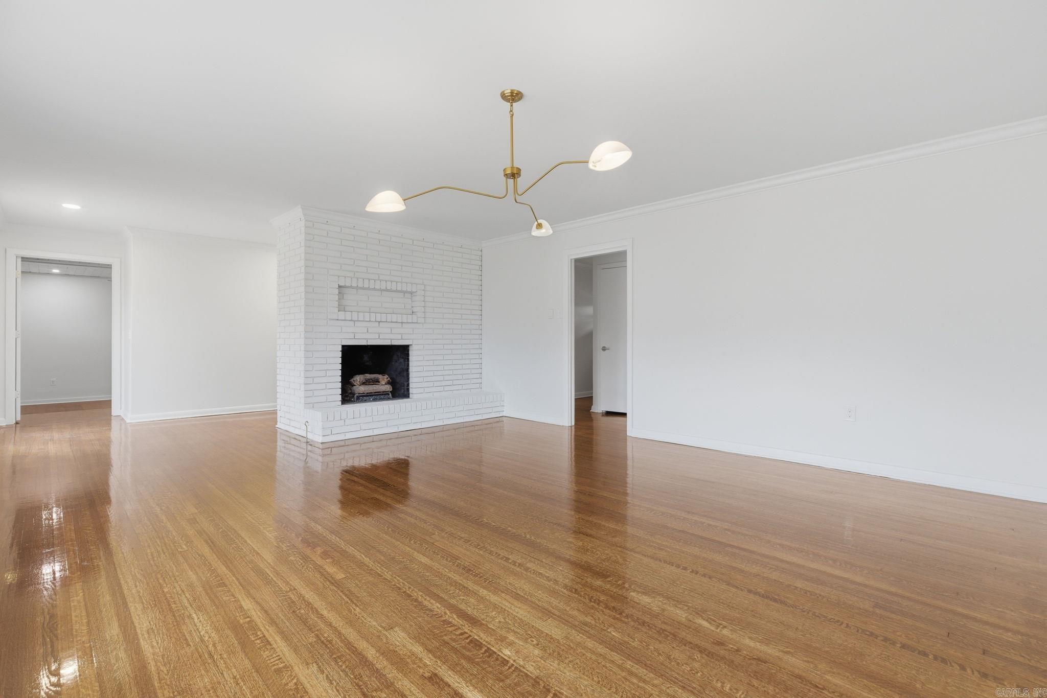 KINGWOOD PLACE - Residential