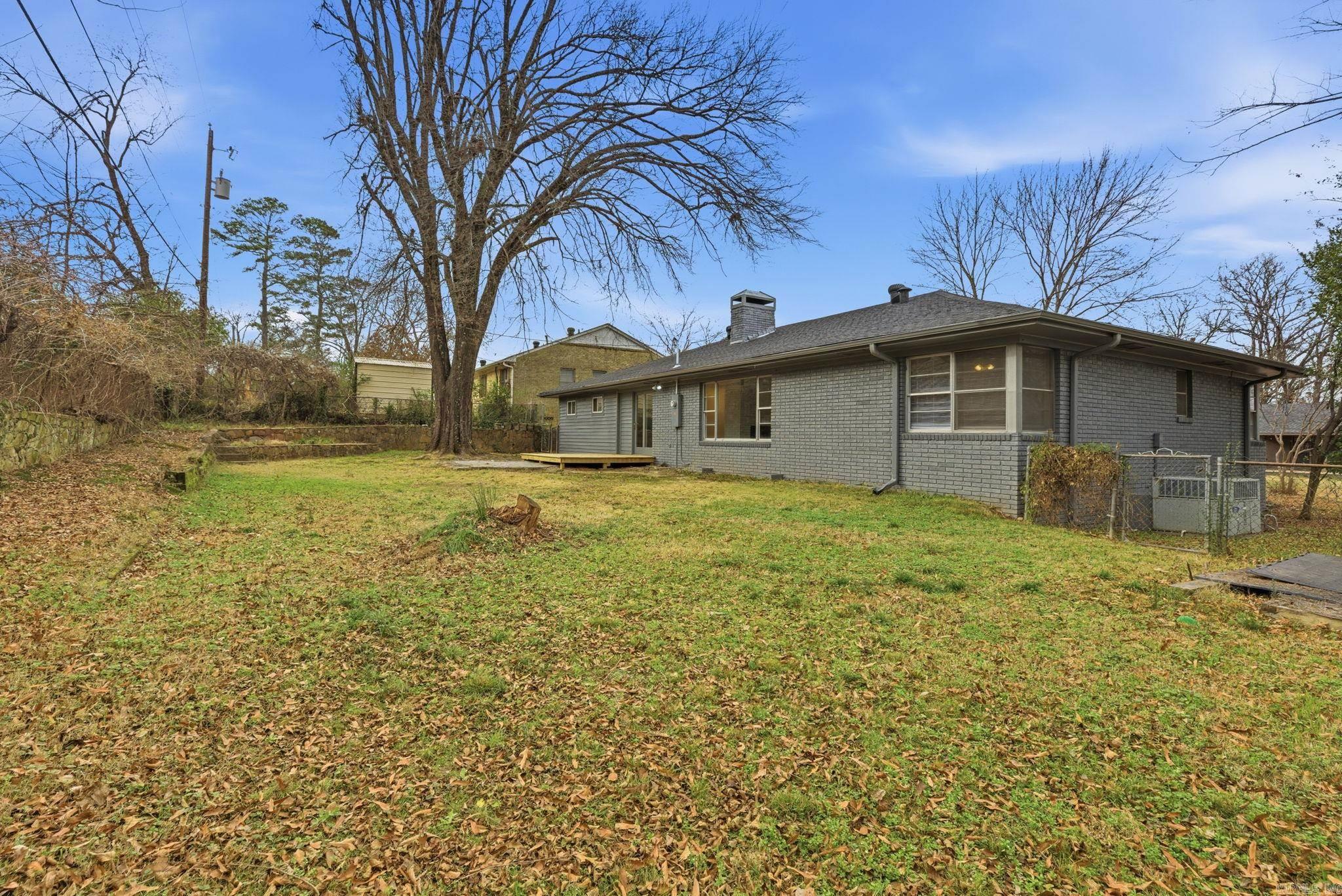 KINGWOOD PLACE - Residential