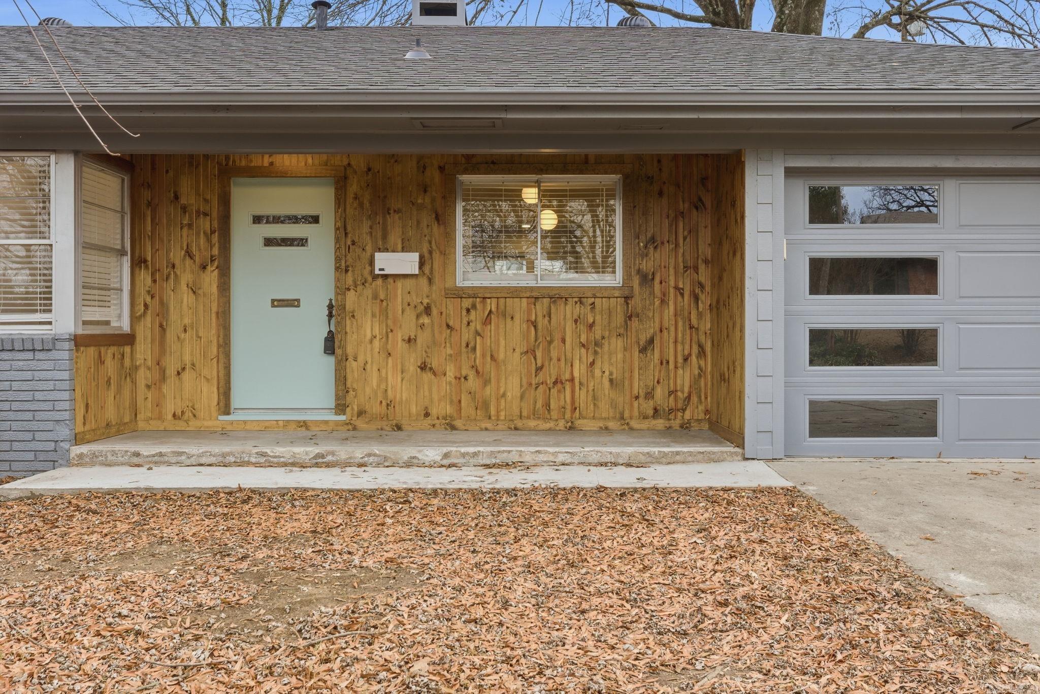 KINGWOOD PLACE - Residential