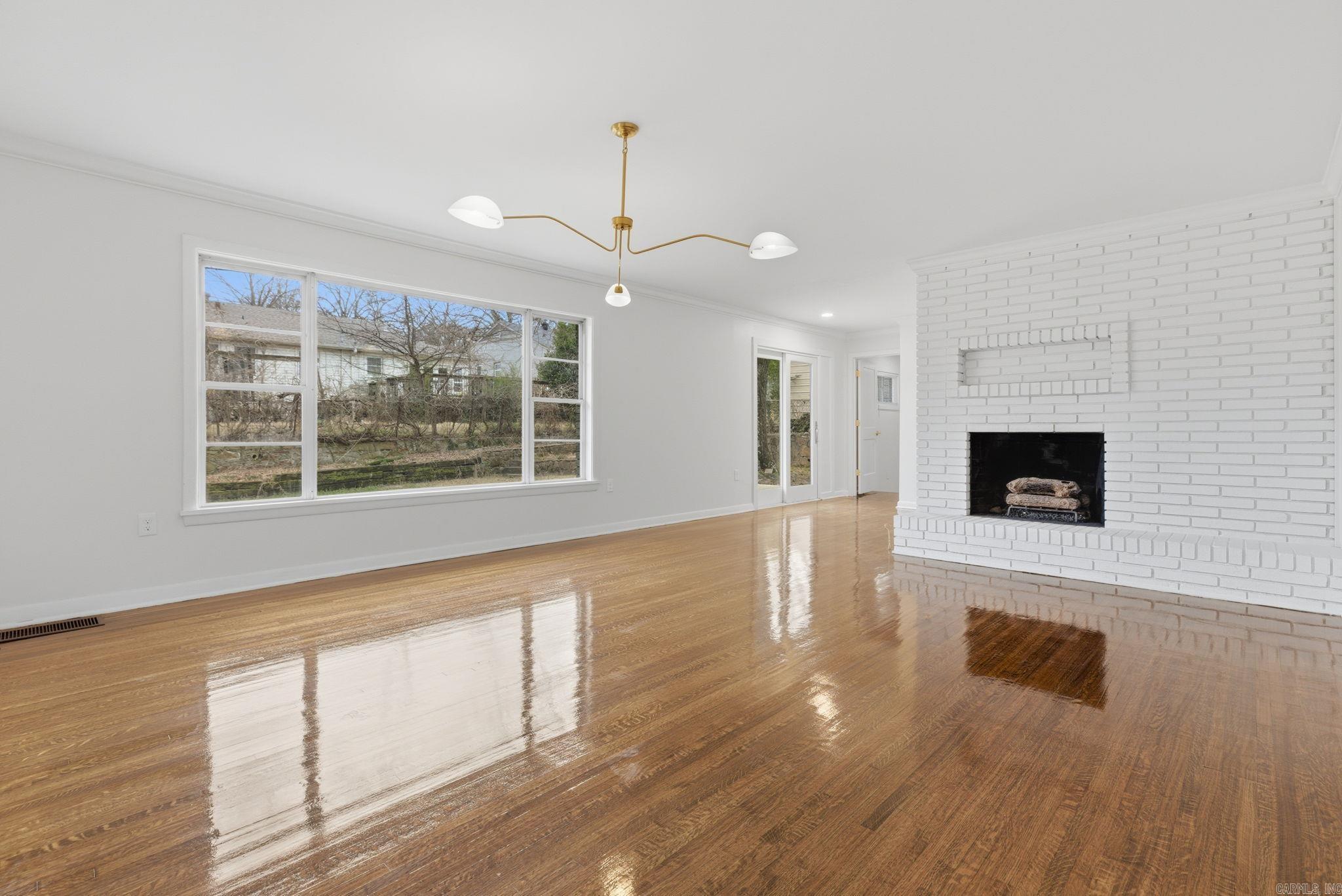 KINGWOOD PLACE - Residential