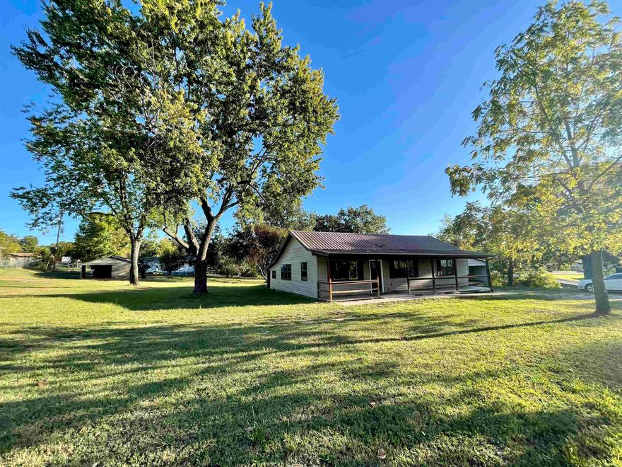 Welcome to the market this 3-4 bedroom 1.5 bath home in Salem Ar! 659 West Church Street. All electric with heat pump.  NEXT internet for high speed availability.  Updated flooring in kitchen and living room. Huge laundry room, all electric, spacious kitchen with solid wood cabinetry and a pantry. Almost an acre of land with mature oak trees giving for nice shade, city water and sewer, and metal roof. Call today to set up an appointment. Great location only minutes to town square and a short drive to Mountain Home, AR