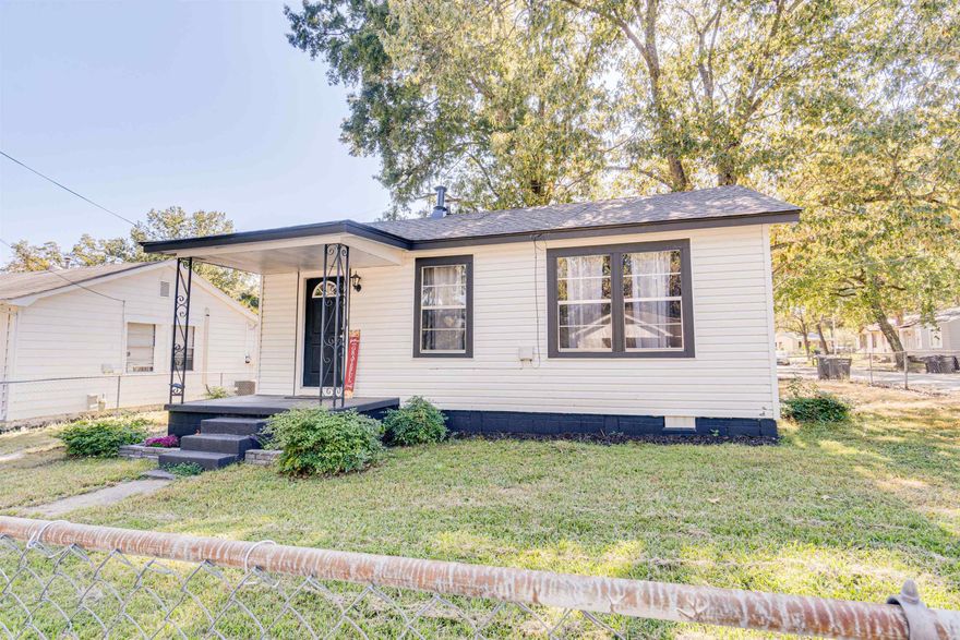 If you're searching for something conveniently located, perfectly maintained, and super affordable then take a look at this adorable two bedroom home! Situated in the heart of Jacksonville on a fenced in corner lot; it's just a stone's throw away from dozens of restaurants and shopping centers, 10 minutes from the LR Air Force Base and just 20 minutes from downtown Little Rock! The house has been completely remodeled from head to toe: New roofs on both the home and garage replaced 2025 with architectural shingles, all new flooring, new appliances, and new water heater 2025. It also comes fully FURNISHED and with an up-to-date termite clearance and home warranty as well. This home is truly in top notch condition. But wait, there's more! The seller will also consider paying buyers closing costs! This property would make a fantastic investment for anyone- whether it's a starter home or as a rental property to cash flow instantly. It will absolutely qualify for FHA and most likely have lower payments than your current rent, so don't miss this opportunity to stop paying your landlord's mortgage and start building that equity for yourself!
