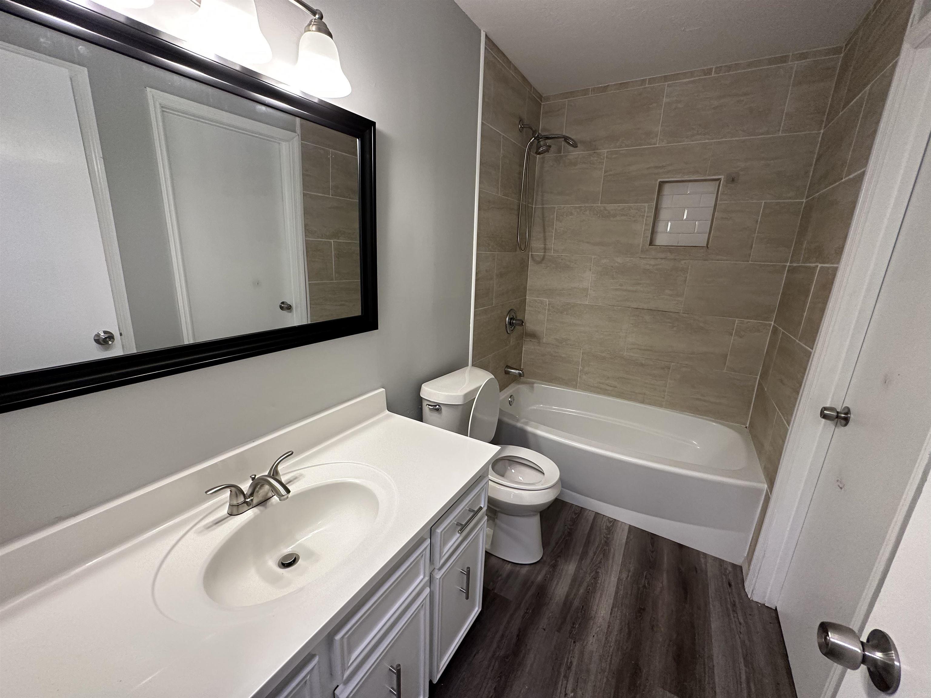 Labette Manor - Residential Lease