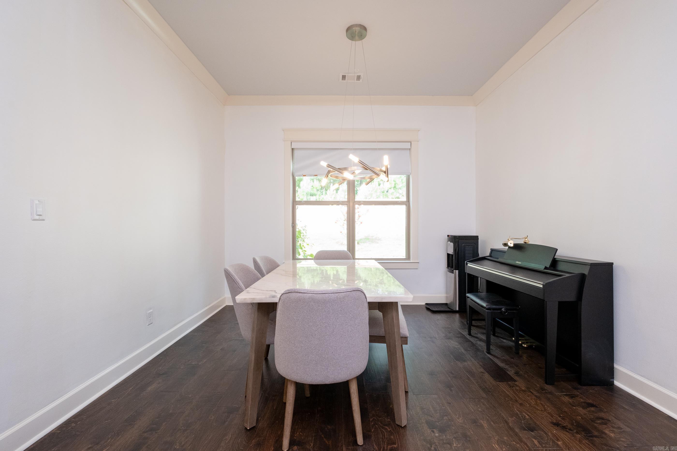 CHENAL VALLEY "ENSBURY PLACE" - Residential