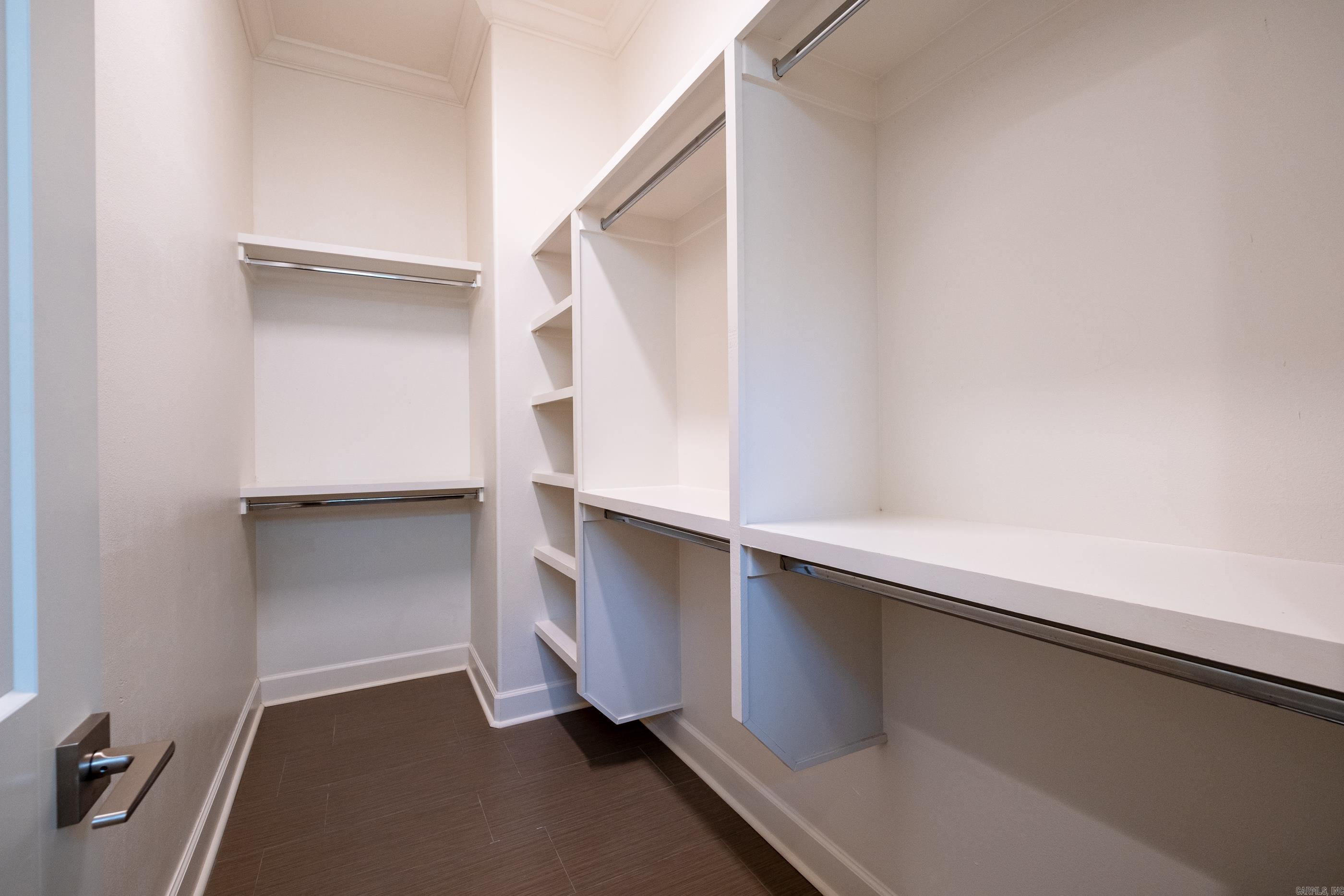 CHENAL VALLEY "ENSBURY PLACE" - Residential