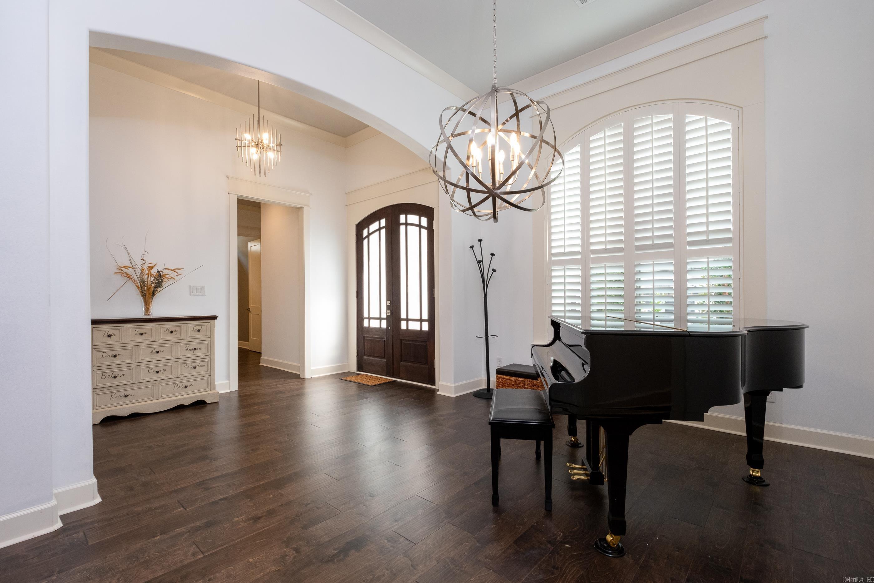 CHENAL VALLEY "ENSBURY PLACE" - Residential