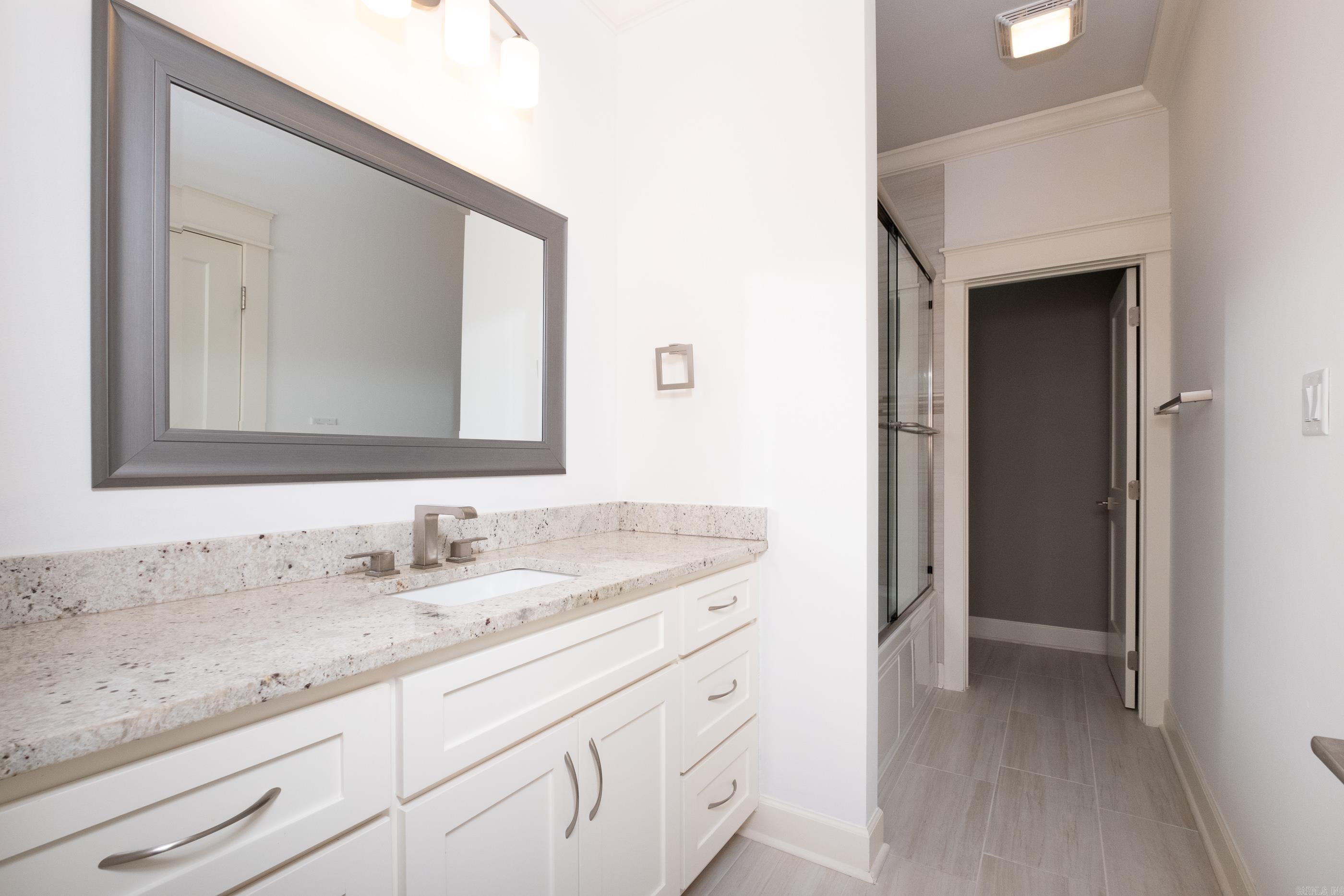 CHENAL VALLEY "ENSBURY PLACE" - Residential