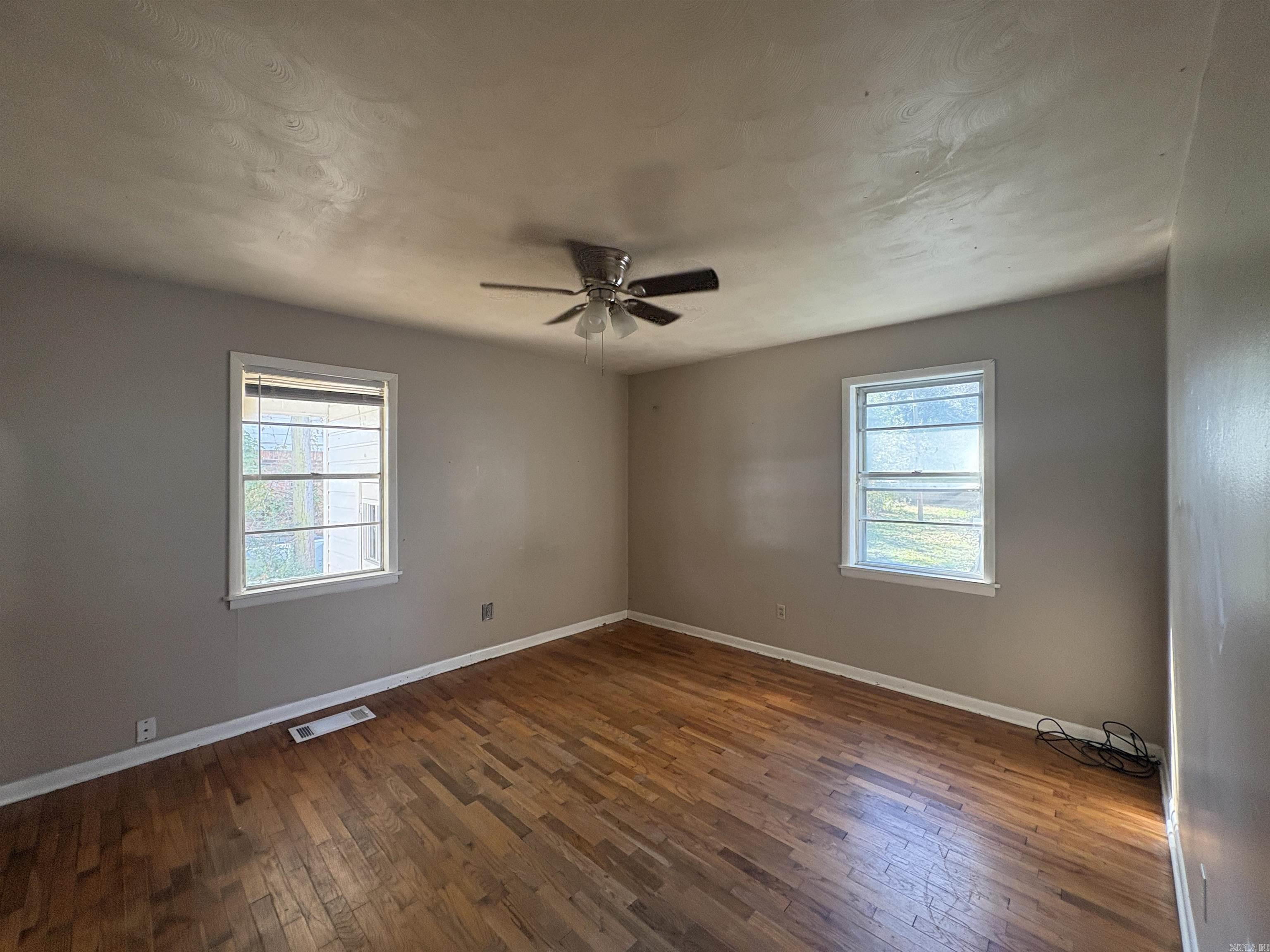 Kensett Original - Residential