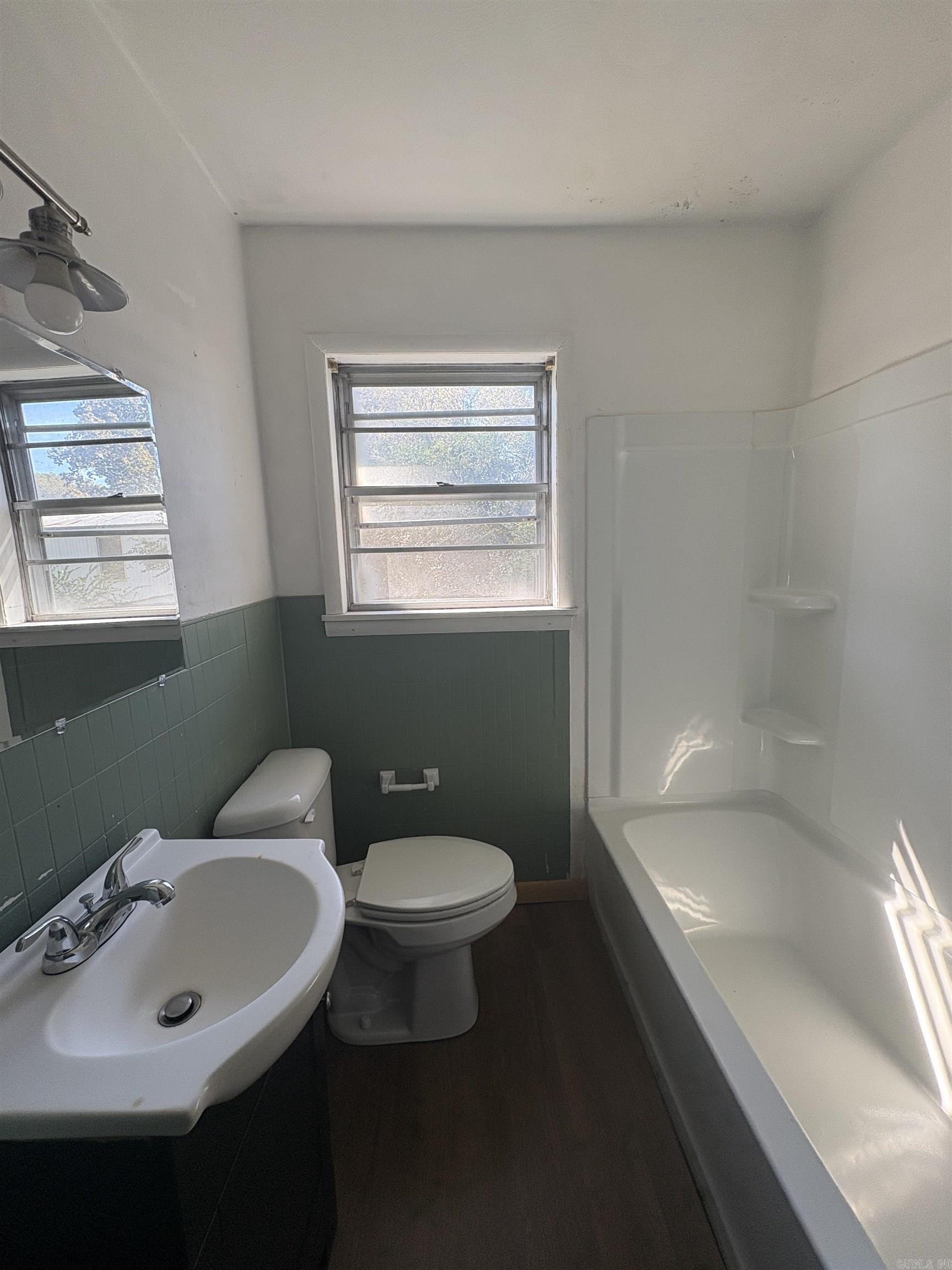 Kensett Original - Residential