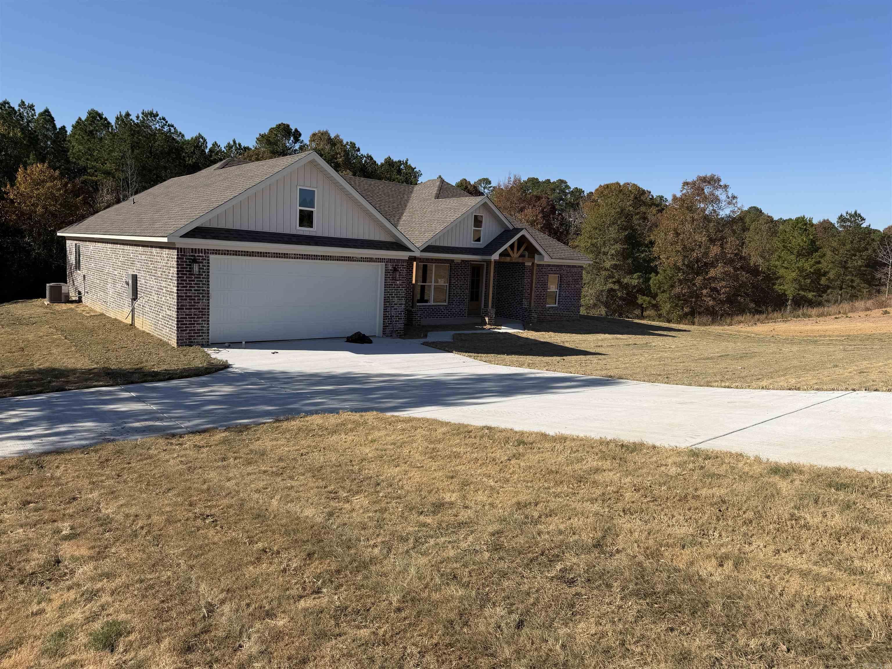 PLANTATION HILLS - Residential