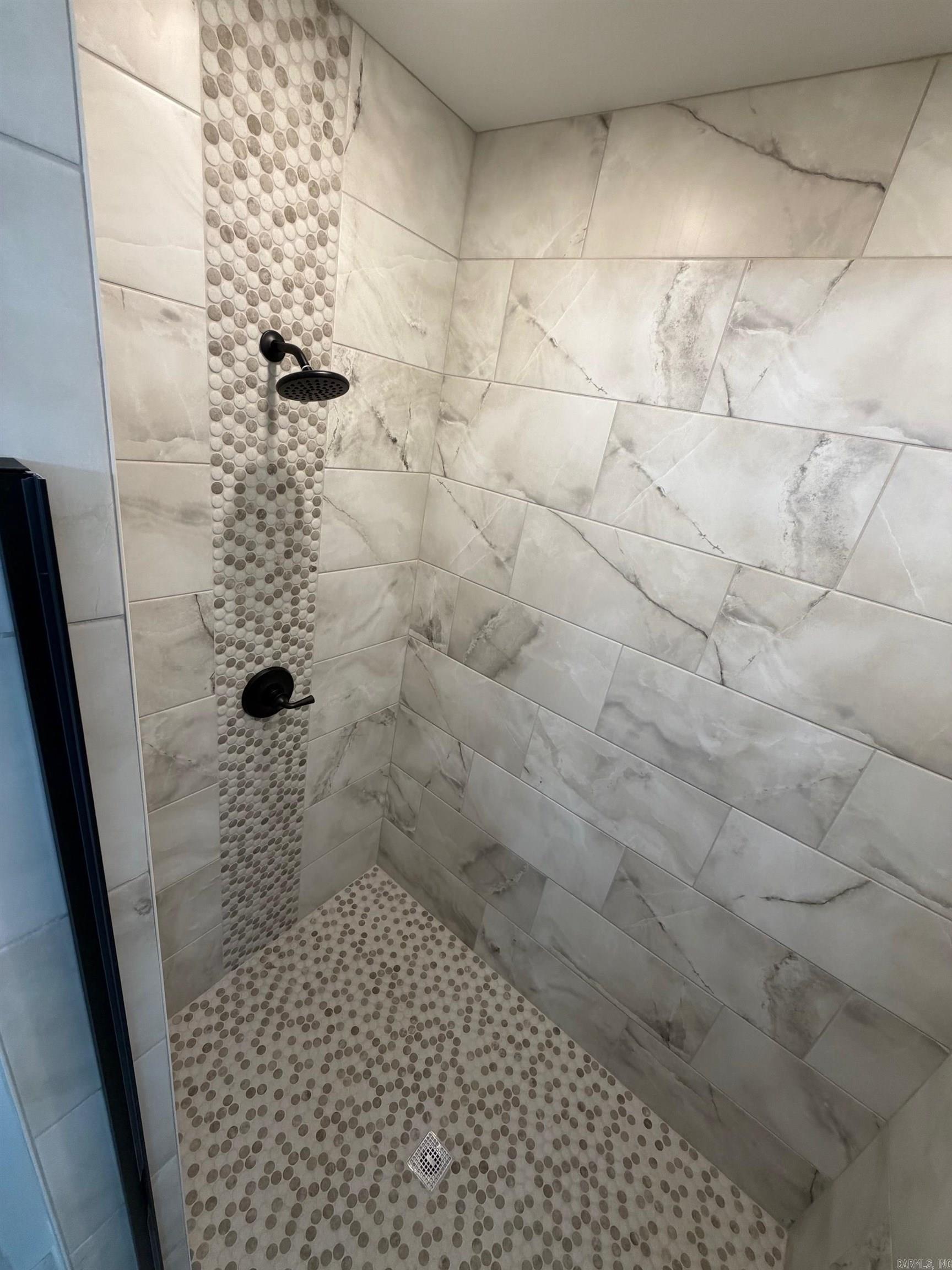 PLANTATION HILLS - Residential