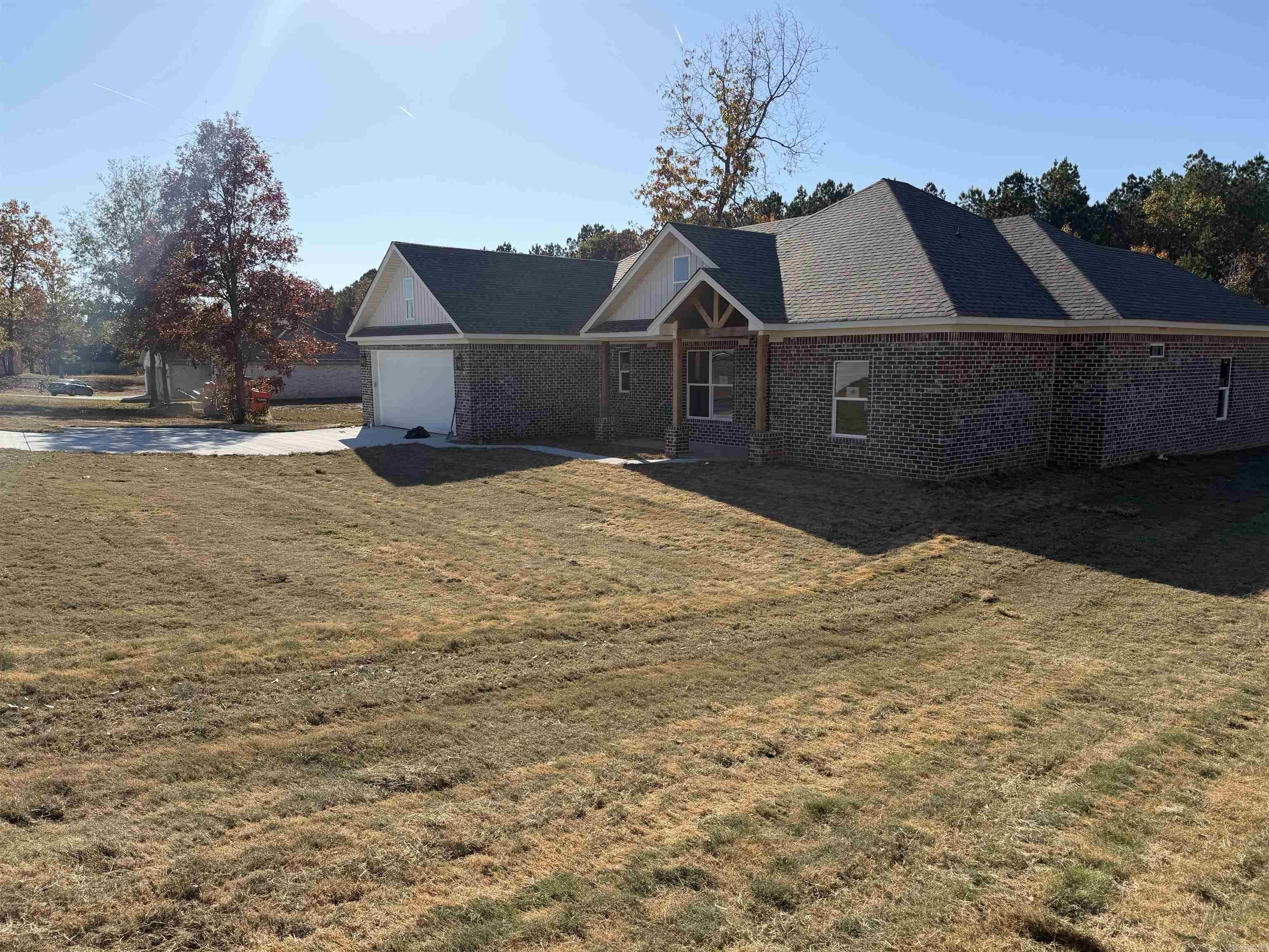 PLANTATION HILLS - Residential