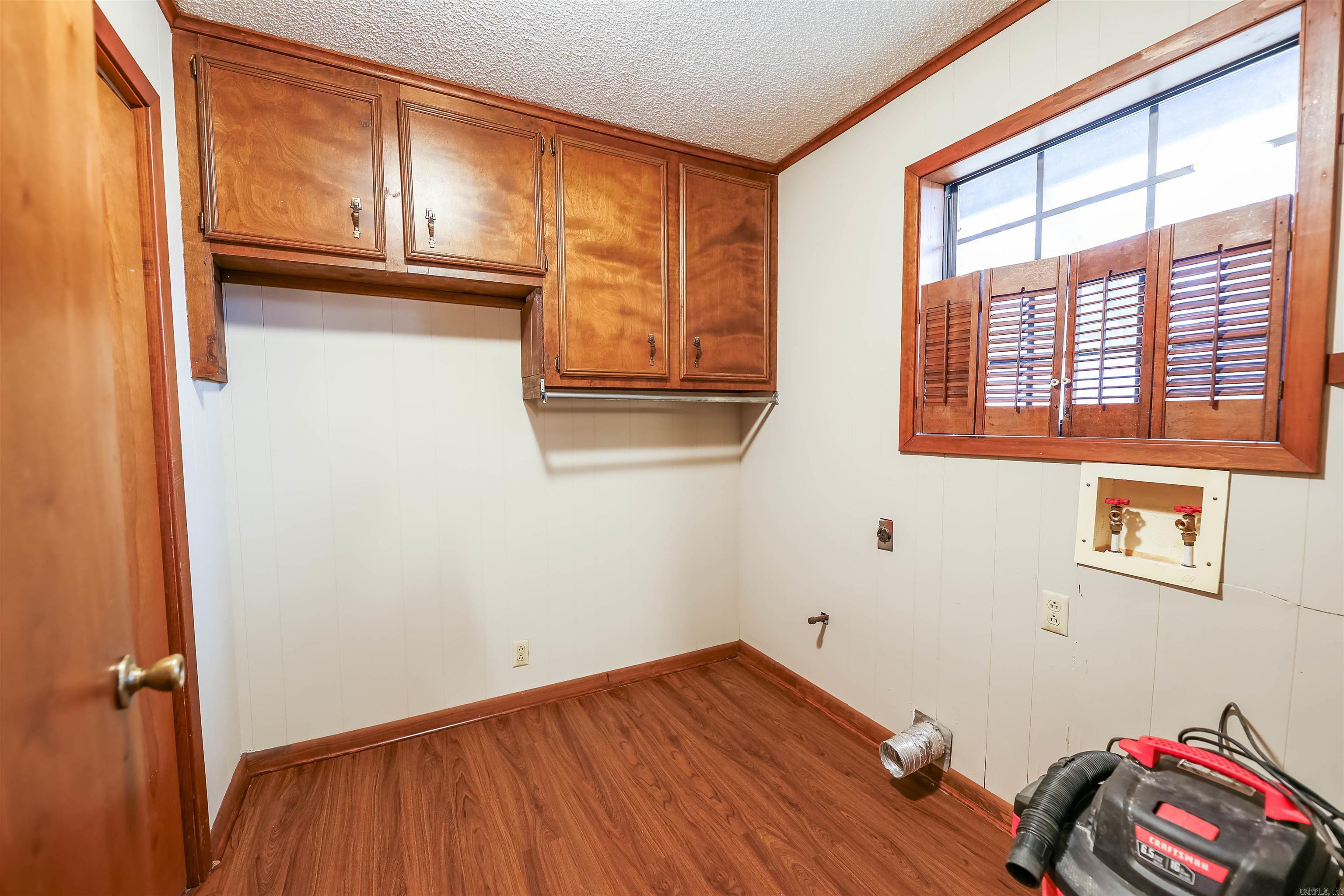 CHEROKEE HILLS 1 - Residential