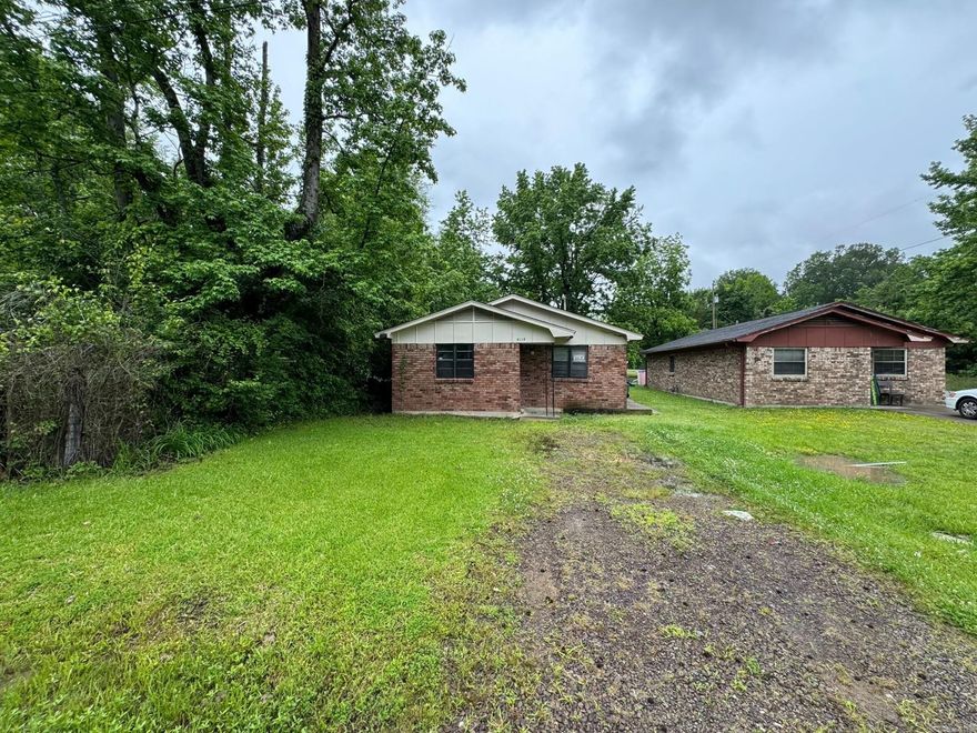 Great Investment or Starter Home Opportunity! This 3-bedroom, 1-bath brick home is built on a solid slab foundation and features central heat and air for year-round comfort. With a functional layout and solid structure, the home needs some work but offers excellent potential for investors or first-time buyers looking to build equity.