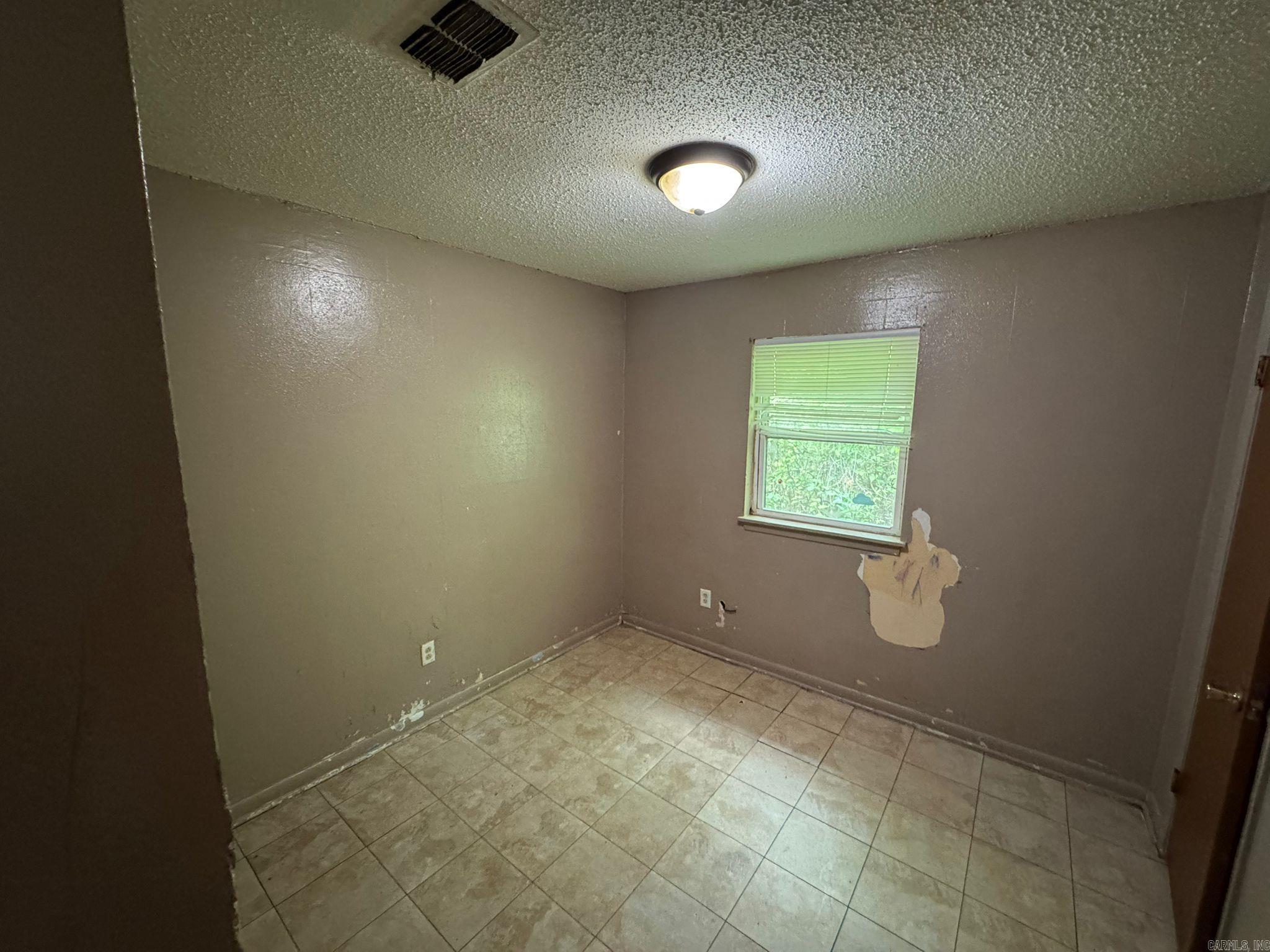 LINCOLN PARK ADD - Residential