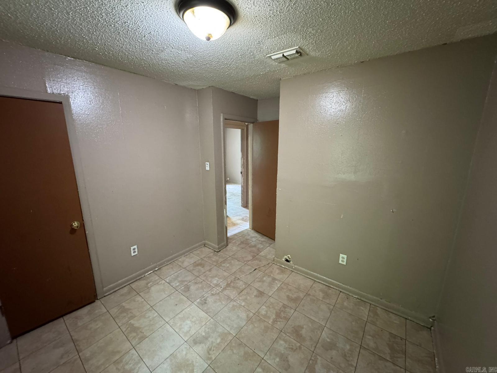 LINCOLN PARK ADD - Residential