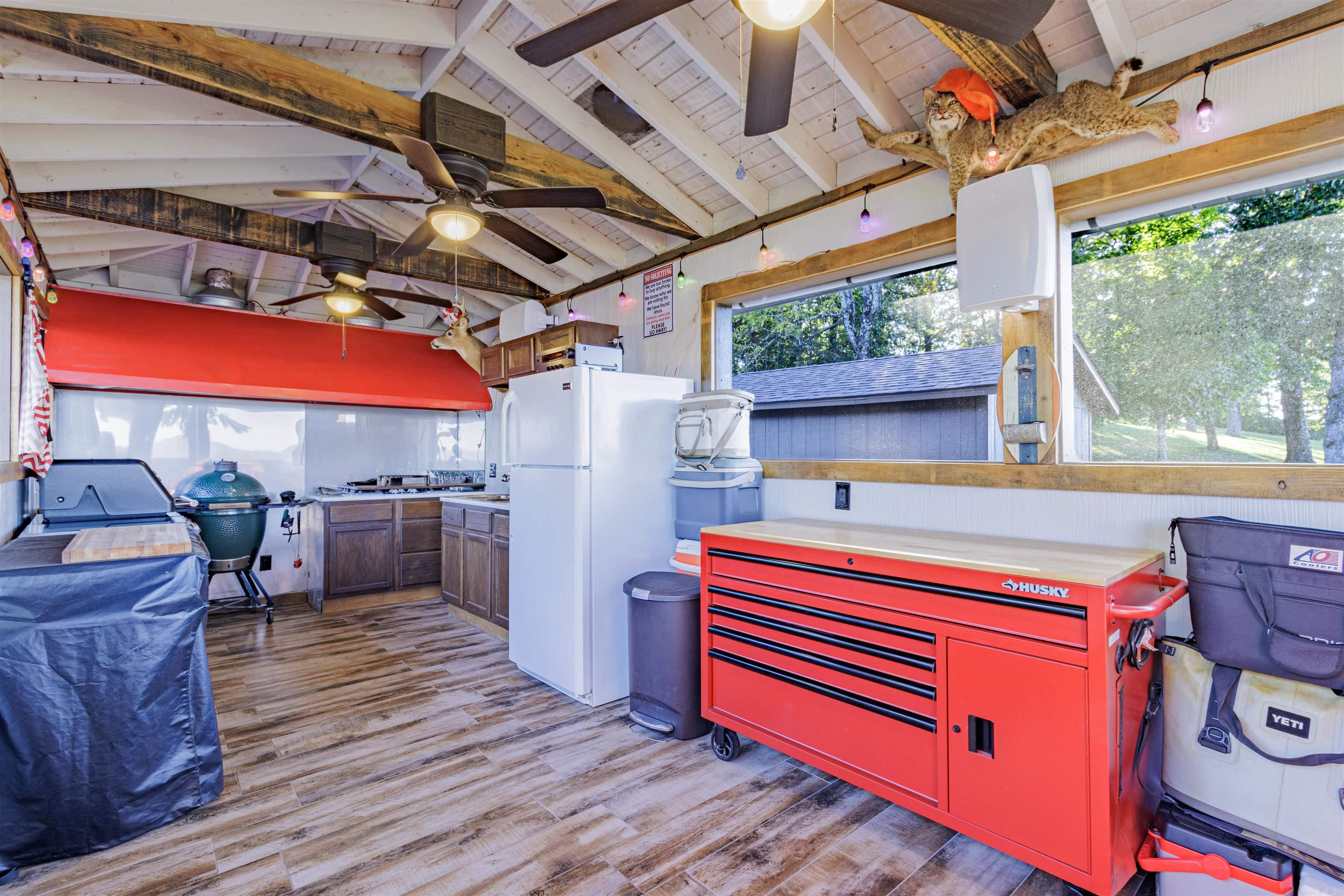 SYCAMORE SPRINGS ACRES - Residential