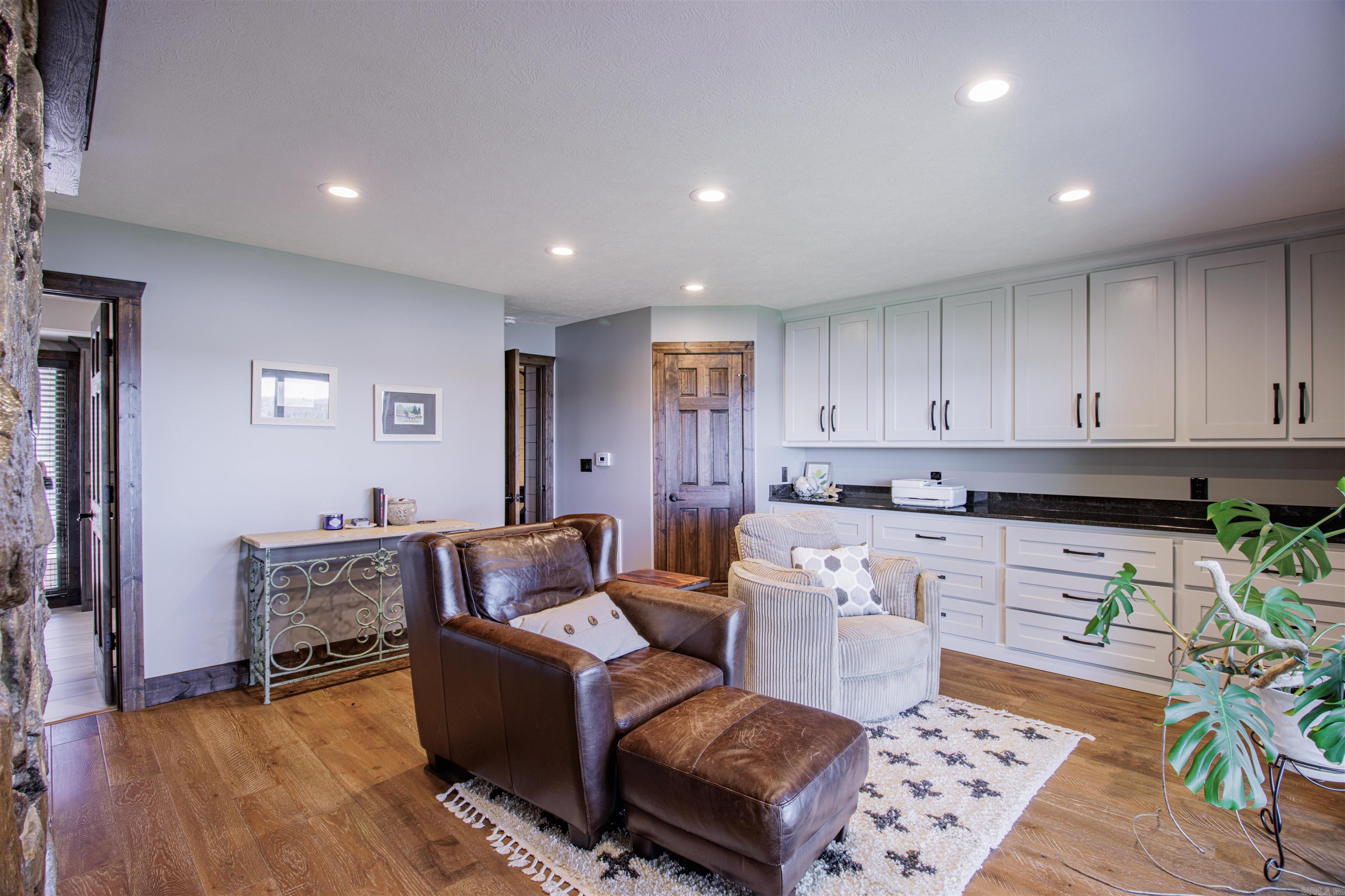 SYCAMORE SPRINGS ACRES - Residential