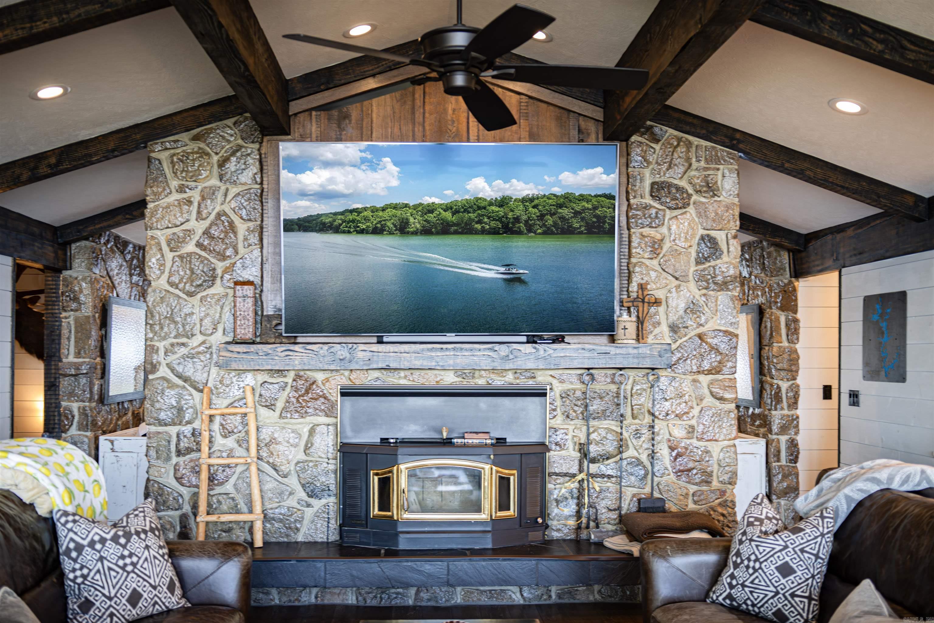 SYCAMORE SPRINGS ACRES - Residential