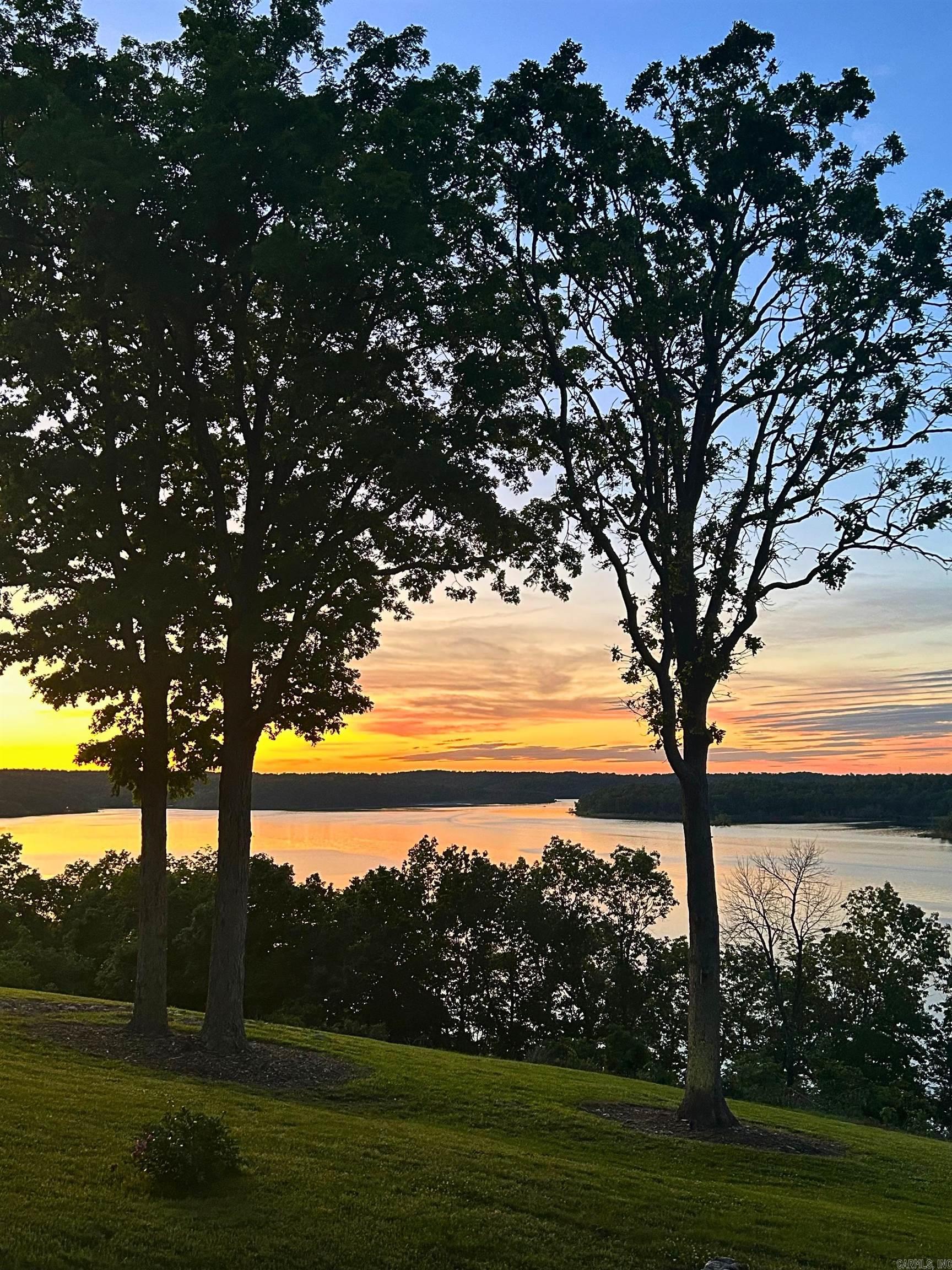 SYCAMORE SPRINGS ACRES - Residential