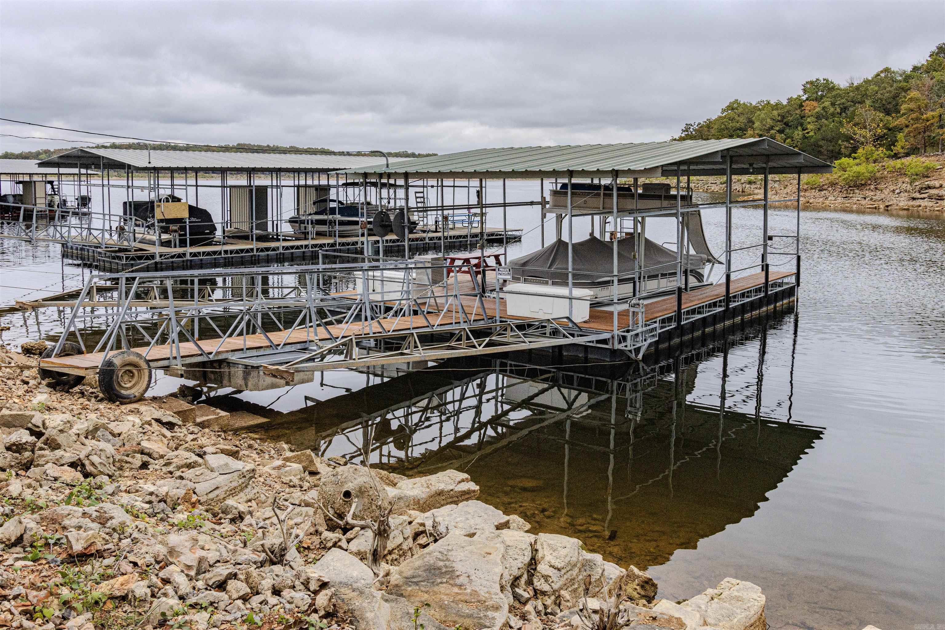 SYCAMORE SPRINGS ACRES - Residential